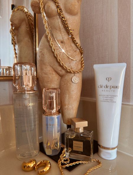 Vanity Randoms 

Cle De Peau skincare, Chanel Gabrielle, Mejuri, chunky hoops, gold rope chain,  necklace stand, pendant necklace, Initial necklace, foaming face wash, serum, clarifying lotion 

#LTKstyletip #LTKbeauty #LTKGiftGuide