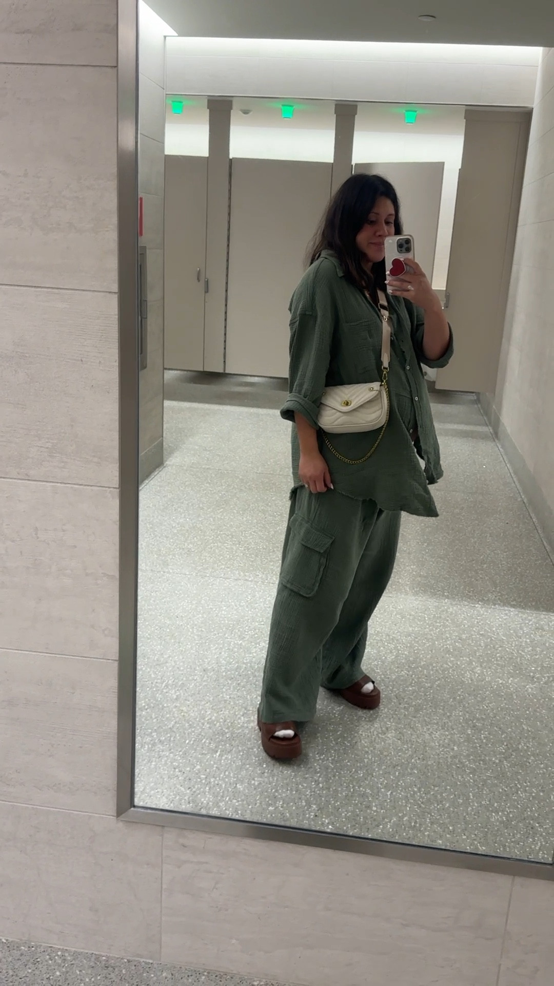 This Aerie set is great for travel, especially if you’re pregnant (I’m 33 weeks)!! The fabric is so soft and lightweight and the pants are really stretchy! I got a S in the top and a L in the pants but def could’ve done a M. This set will also be sooo nice postpartum.

#LTKbump #LTKtravel