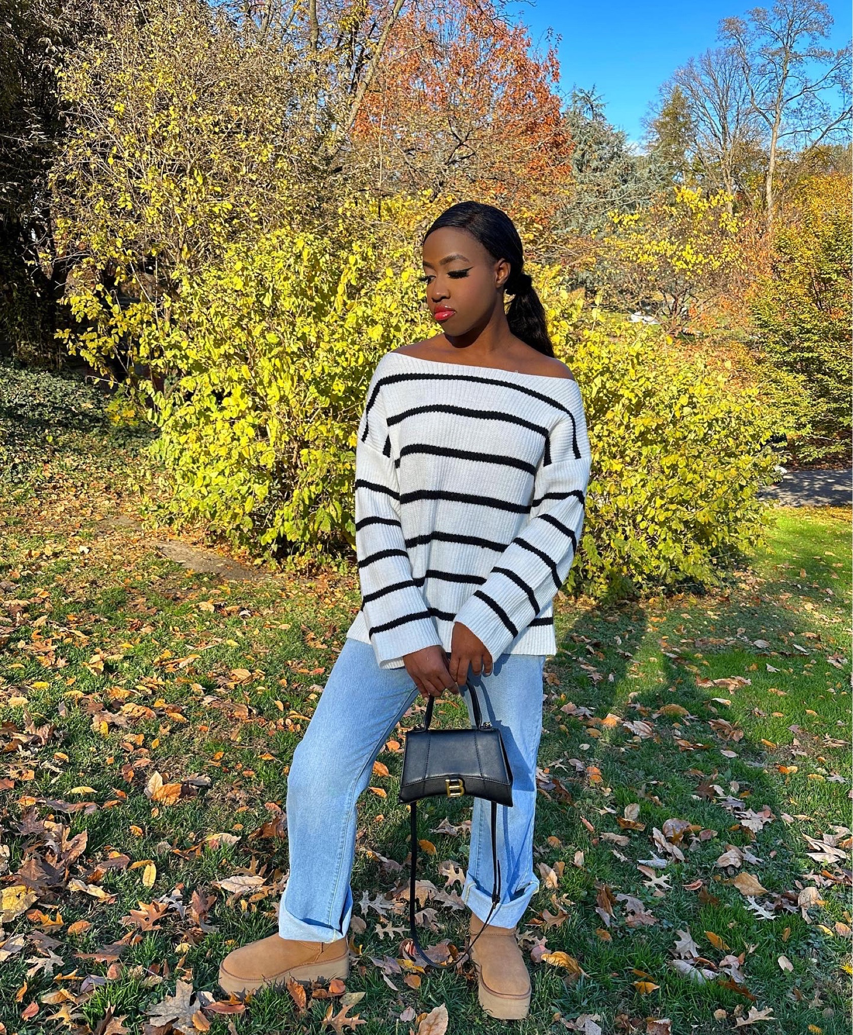 Stripe sweater, blue jeans, jeans, balenciaga bag, shop pink blush, fall fits, fall looks, fall ootd, fall fashion 

#LTKGiftGuide #LTKHoliday #LTKSeasonal