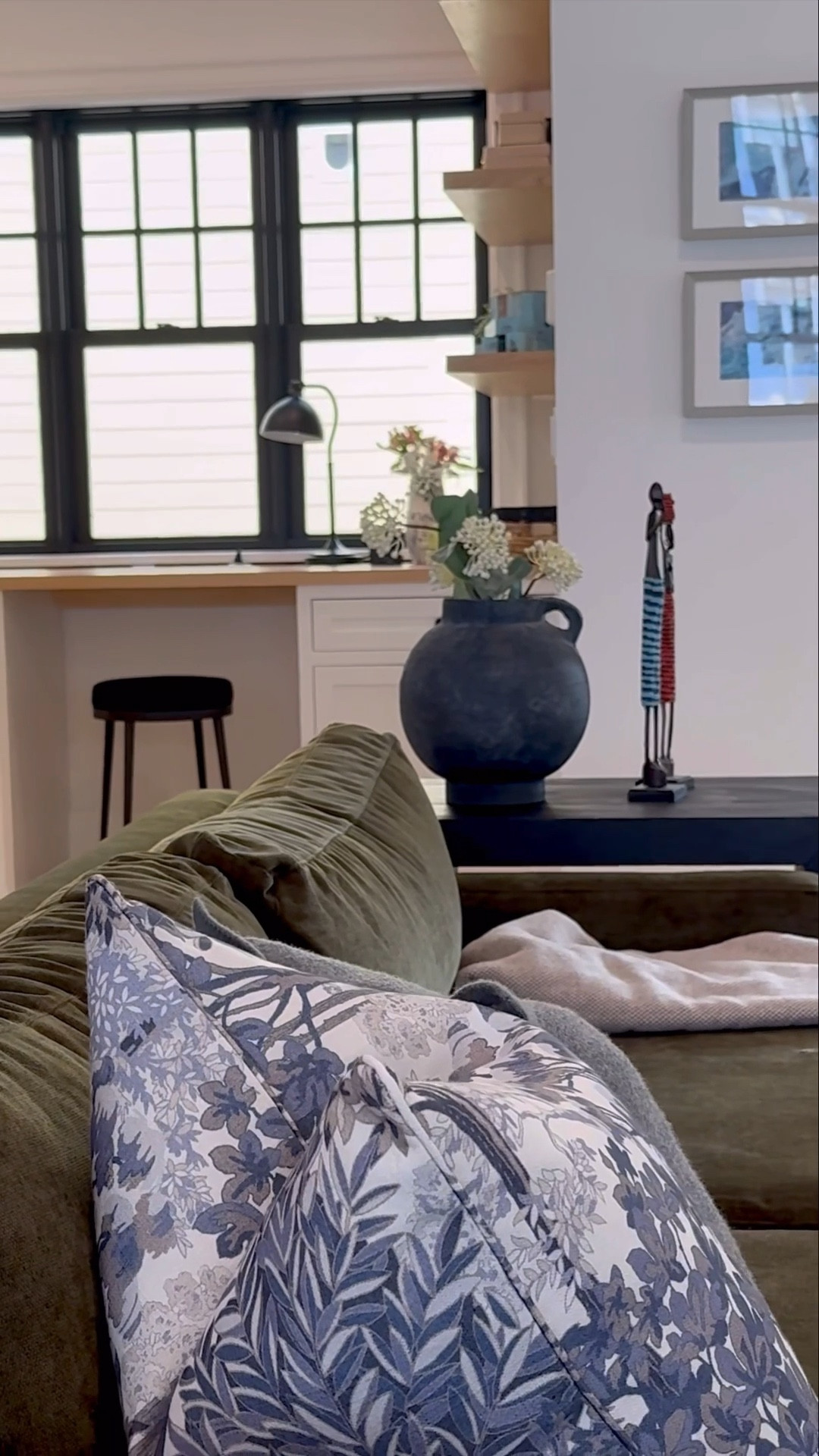 This corner was missing something… not anymore! Don’t you love this built-in desk? I’m obsessed 💕

#LTKSaleAlert #LTKHome #LTKdayinmylife