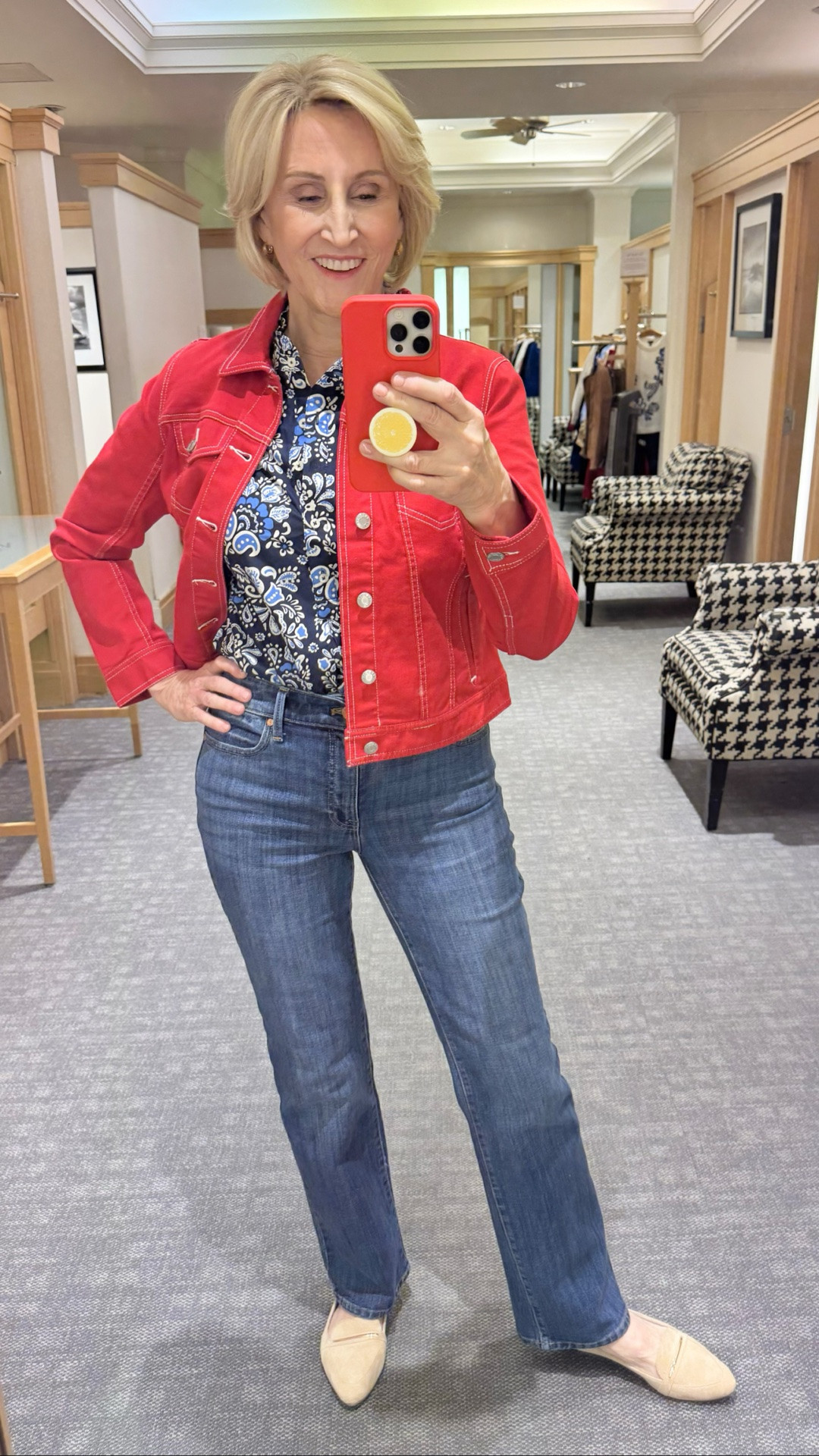 A little mix of classic and bold today 💙❤️

I layered a blue patterned shirt under a red denim jacket and paired it with my favourite jeans—easy, comfortable, but still feels a bit put together in that effortless way I’m always aiming for.

It’s one of those outfits that just works for a busy day out and about, with a nice coffee somewhere in between ☕️

#LTKgrwm #LTKSeasonal #LTKOver40