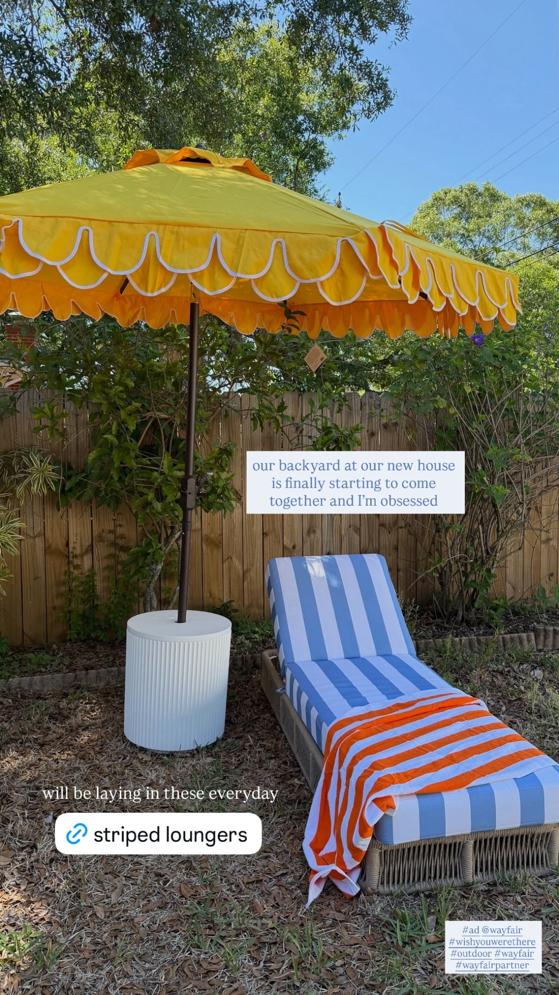 #Ad #WayfairPartner The colors of our backyard are making me so happy! @Wayfair #Wayfair #wishyouwerehere #outdoor
