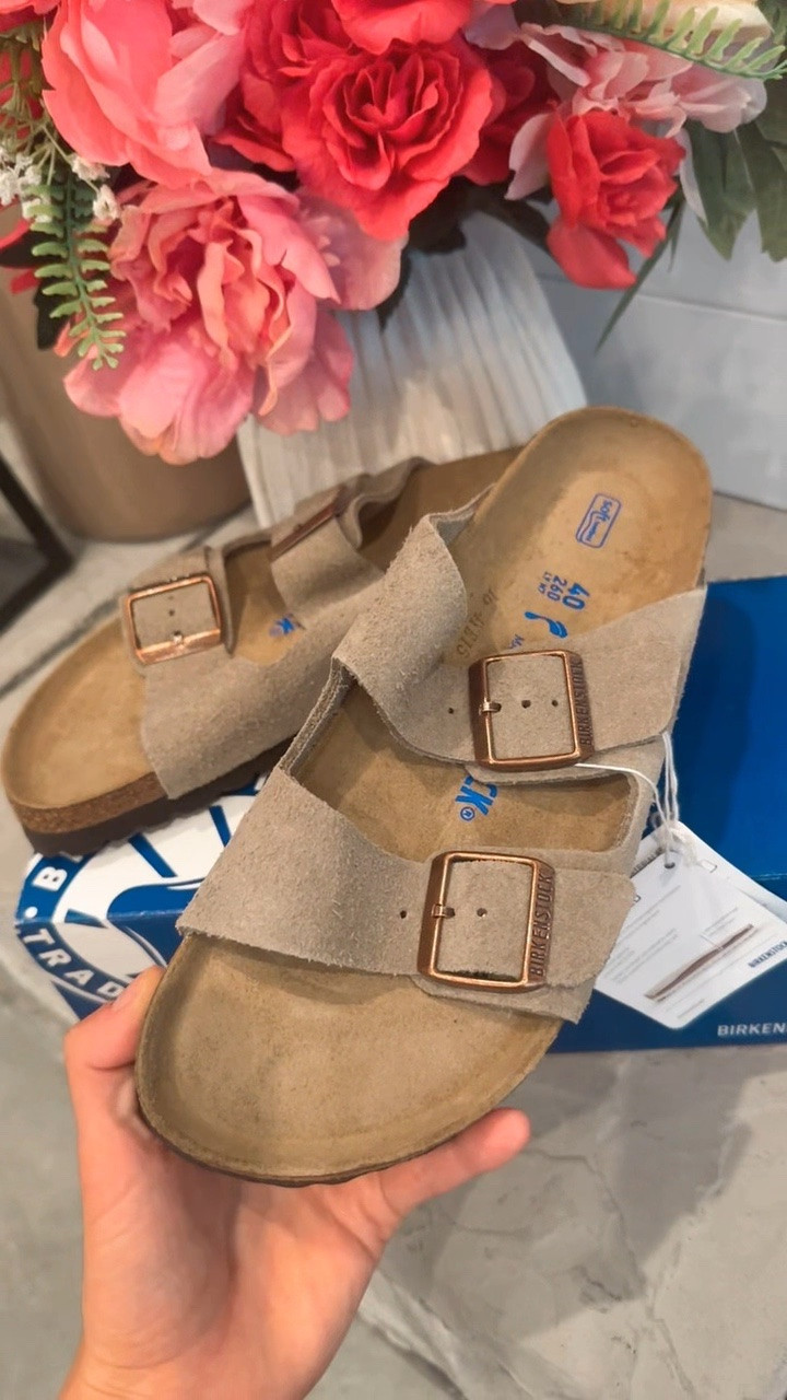 Love the suede! Hubs hooked me up for Mother’s Day! 😍🤎

#LTKmomlife #LTKSeasonal #LTKootd