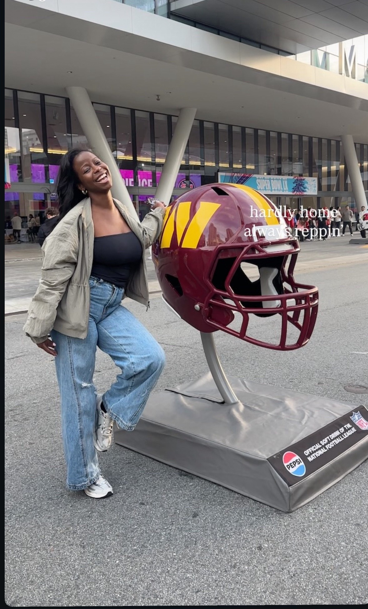 Super Bowl experience casual outfit
@lululemon jacket @abercrombie top and wide legged jeans and @Nike US white sneakers

Spring casual outfit 

#LTKdayinmylife #LTKootd #LTKvlog