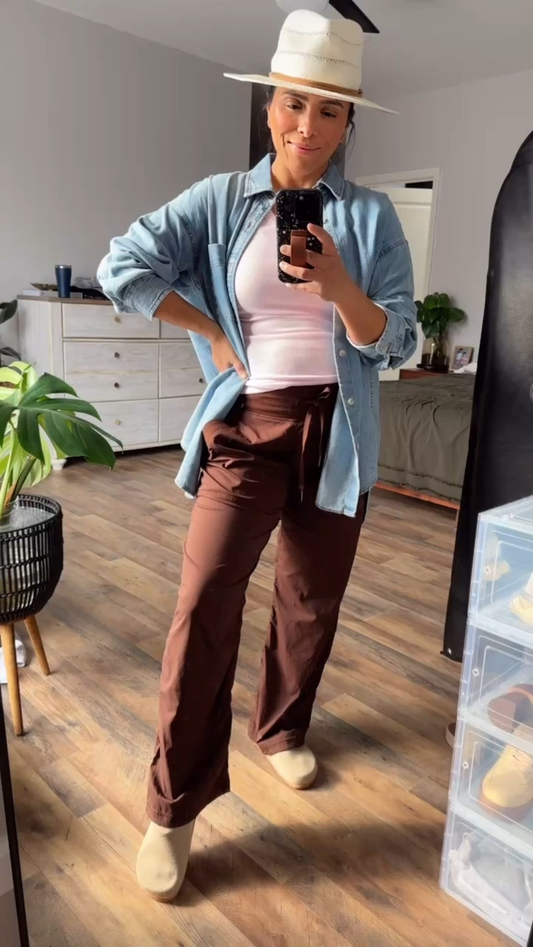 I’ll take this tank in every color! I already own two and about to get more. Sooooo comfortable and goes with so many things. Also, this denim shirt you already know it’s my favorite! Own it in multiple washes. So many ways to style it!! 


Aritzia Babaton Busy Tank
Aritzia Denim Forum The '80s Comfy Denim Shirt

#LTKMidsize #LTKOver40 #LTKPetite