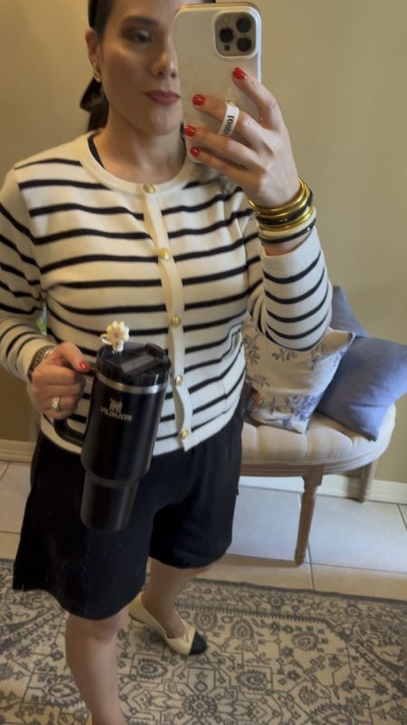 Striped cardigan
Cap toe flats
Budhagirl bangles
Black
Gold
Ivory
Target finds
Amazon finds
40 oz Stanley cup

#LTKSeasonal #LTKfindsunder50 #LTKshoecrush