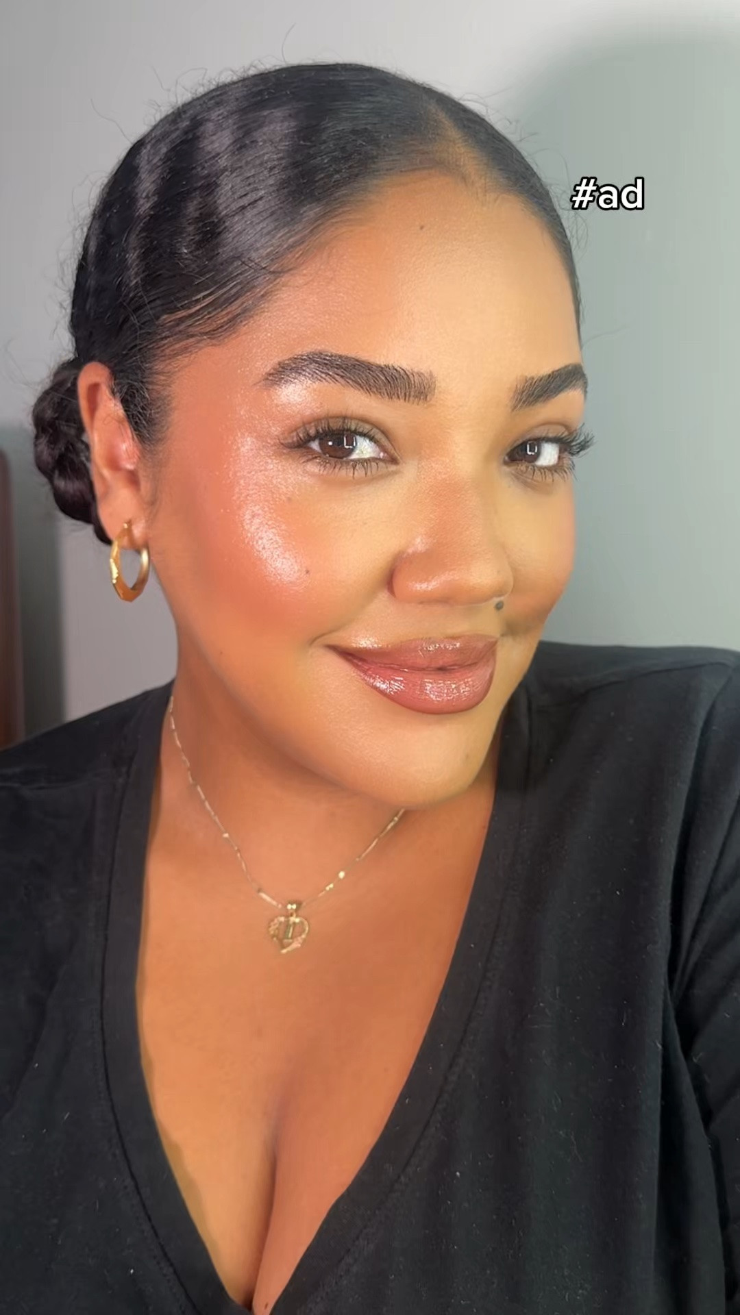 #ad created this look with makeup from @lorealparis that is made with 80% skincare ingredients! Perfect for the colder months coming up! 
 #TargetPartner #LorealParisPartner #LorealParisPartner @Target 

I’ll have everything linked in my LTK Storefront!

#LTKgrwm #LTKBeauty #LTKselfcare