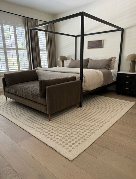 Our bedroom rug is on major sale! 
It’s the perfect creamy ivory color and adds so much texture to the room. 

Area rug, neutral rug, neutral decor 



#LTKhome #LTKstyletip