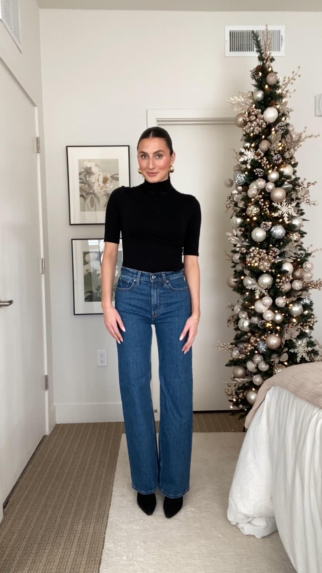 my favorite style of jeans are on SALE you guys!! wearing a “regular” inseam and i’m
5’5 btw :)

#denim #jeans #darkwashjeans #mediumwashjeans #lightwashjeans #greyjeans #silverjeans #highwaistedjeans #straightlegjeans #winteroutfit #90sjeans #relaxedjeans #abercrombie #closetstaples #blackboots #blacksuedeboots #ankleboots #pointedtoeboots

#LTKstyletip #LTKover40 #LTKsalealert