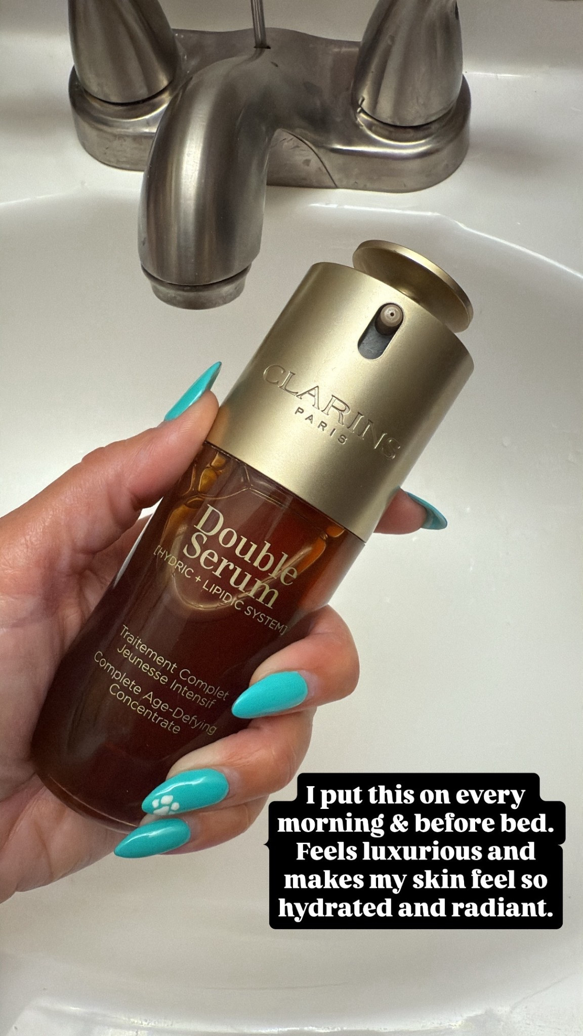 Daily & nightly facial serum

•Anti-aging: Reduces visible signs of aging, such as wrinkles, and helps to firm and lift the skin. 
•Hydration: Strengthens the skin's moisture barrier and provides deep hydration, preventing dehydration. 
•Radiance & Tone: Boosts skin's natural radiance, helps to even out skin tone, and minimizes the appearance of dark spots. 
•Pore Refinement: Visibly minimizes pores and refines skin texture for a smoother look and feel. 
•Protection: Protects the skin from free radical damage and environmental aggressors, including blue light from electronics. 

#LTKBeauty #LTKOver40