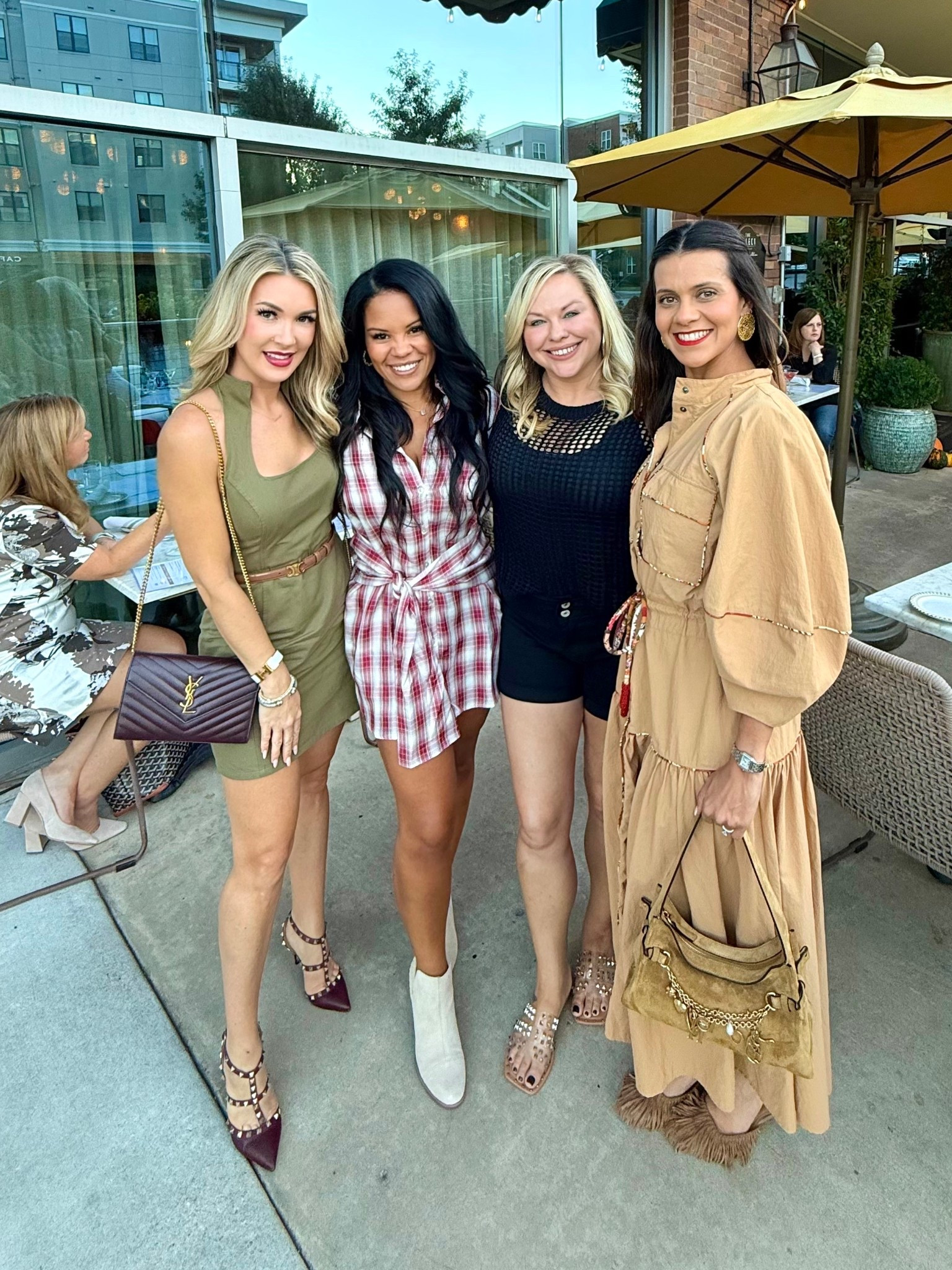 The perfect dress for fall transitional weather. I sized up to a medium to have extra room. 

#FallTransition #FallDress #FallDresses #FallFit #FallOutfit #OliveGreenDress #GreenDress #Burgundy #OxBlood #BurgundyOutfit #BurgundyBag #BurgundyHandbag

#LTKFindsUnder50 #LTKSeasonal #LTKOver40