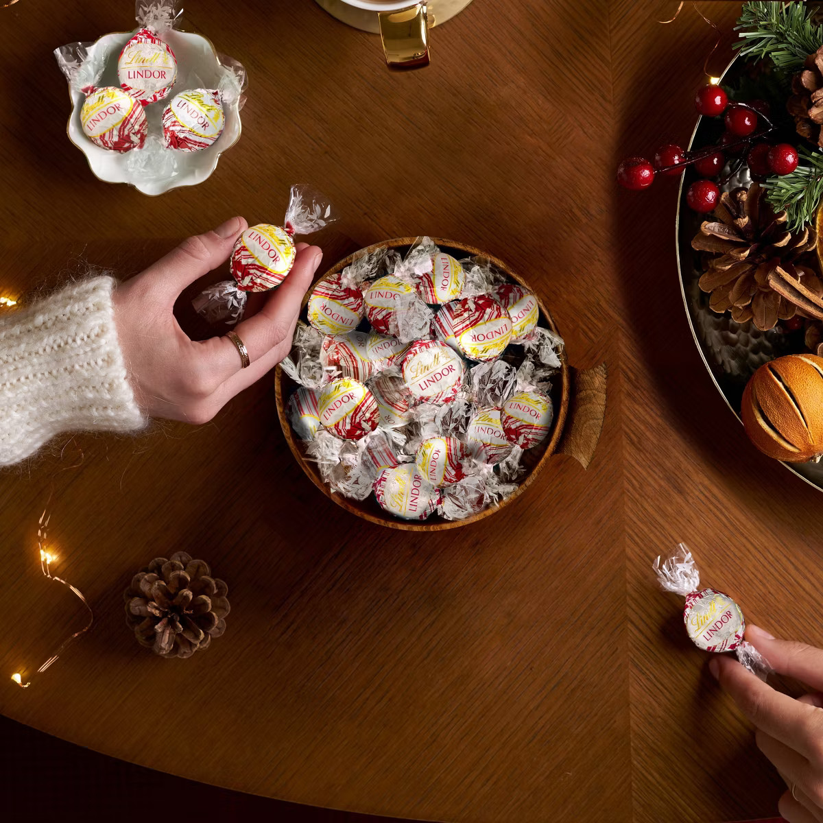 Lindt LINDOR Christmas Peppermint and White Chocolate Candy Truffles - 5.1oz | Target