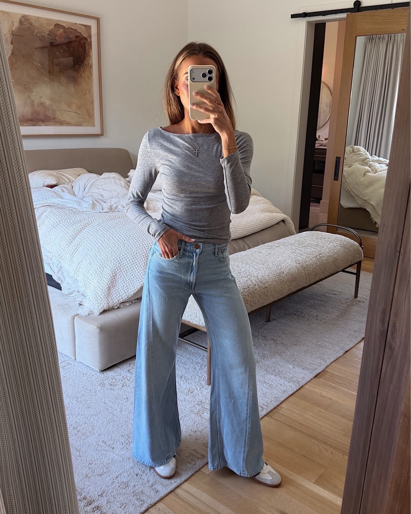Long sleeve top on sale for prime day! 🙌🏼 softest material and comes in so many colors, plus it’s under $20! 🥳