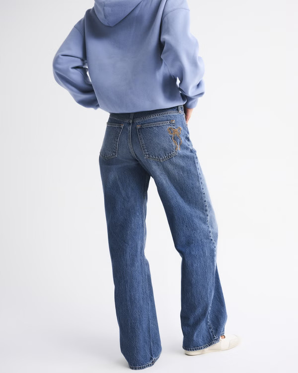 Low Rise Ultra Loose Bow Embroidered Jean | Abercrombie & Fitch (US)