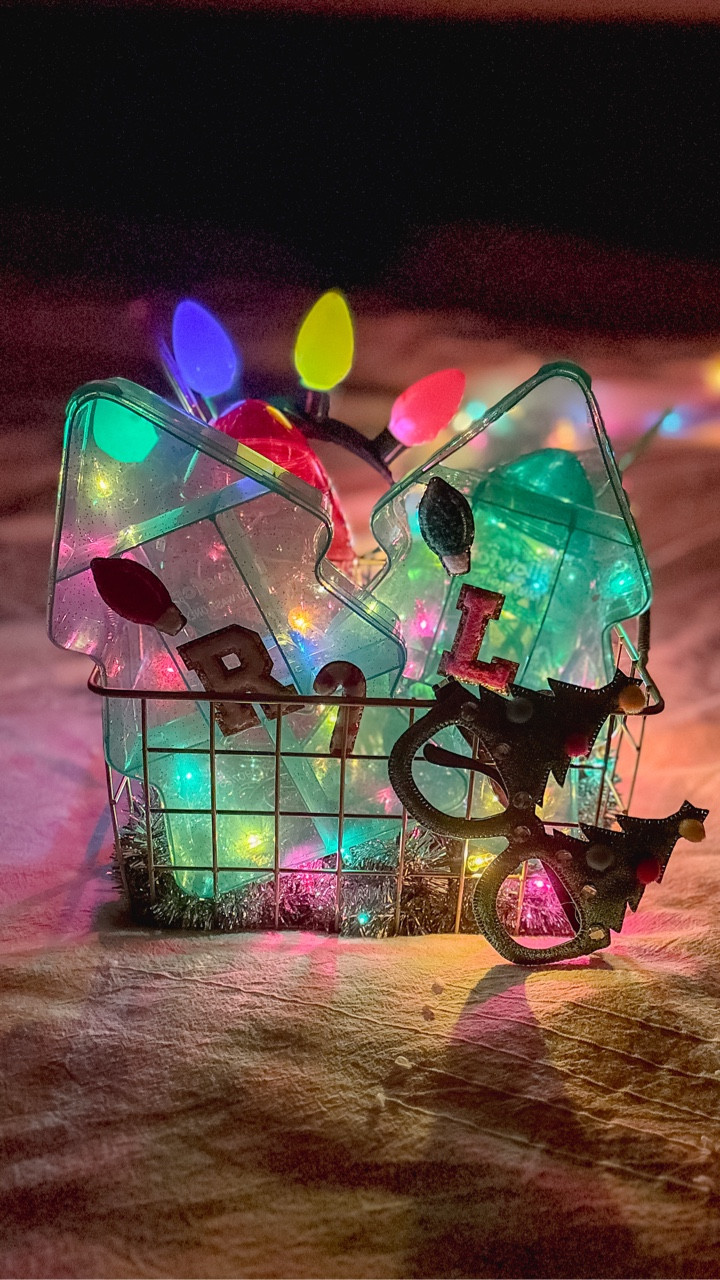 ✨ Core Memory Making ✨
A new tradition I’m going to surprise my boys with every holiday season now 🥹
Gather up snacks & festive wear, and tell your kids it’s “bedtime,” - thankfully with it getting dark so early, they won’t really know what time it is! 😉- and surprise them with a little car ride to look at Christmas lights!

#LTKmomlife #LTKHoliday #LTKKids