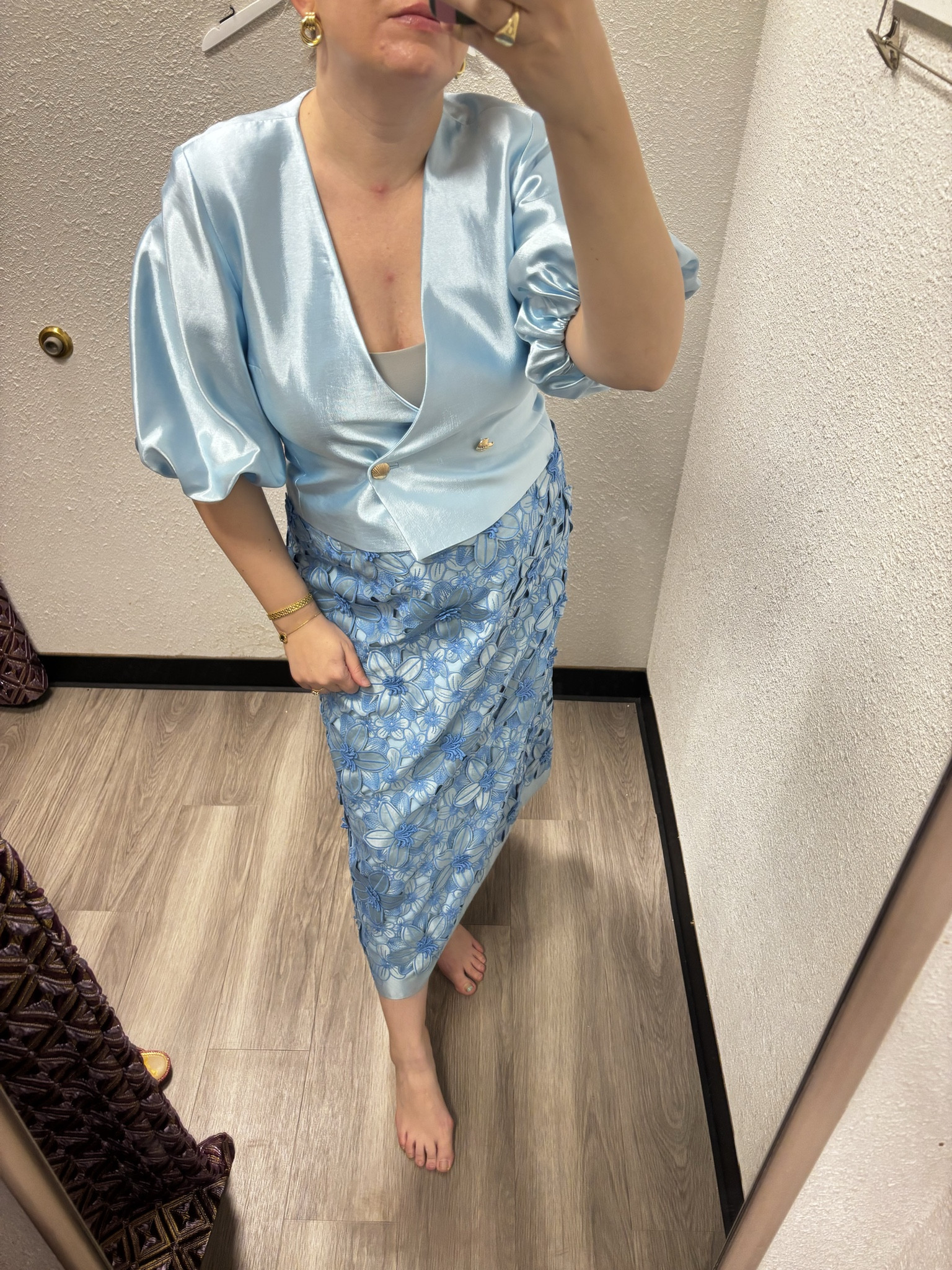 I love both of these pieces separately but feel a bit too Sunday Best with them paired together haha! 😂 
The top is quite low cut on me, but fits TTS. I am wearing the 12.
The skirt is also TTS - I’m in the 14

#LTKSeasonal #LTKTall #LTKMidsize