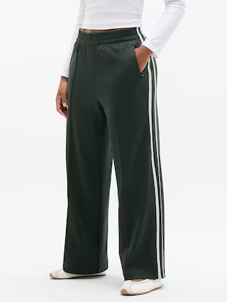 Tempo Mid Rise Wide Leg Track Pant | Athleta