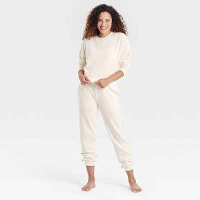 Women&#39;s Fleece Cropped Lounge Sweatshirt - Colsie&#8482; Cream M | Target