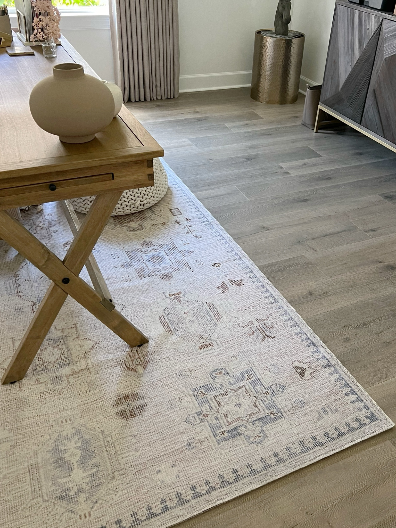 My office right now is 30% off! 

Use code HOLIDAY 


area rug, washable rug, neutral rug, office decor, home decor 


#rugsusa 

#LTKHome #LTKSaleAlert