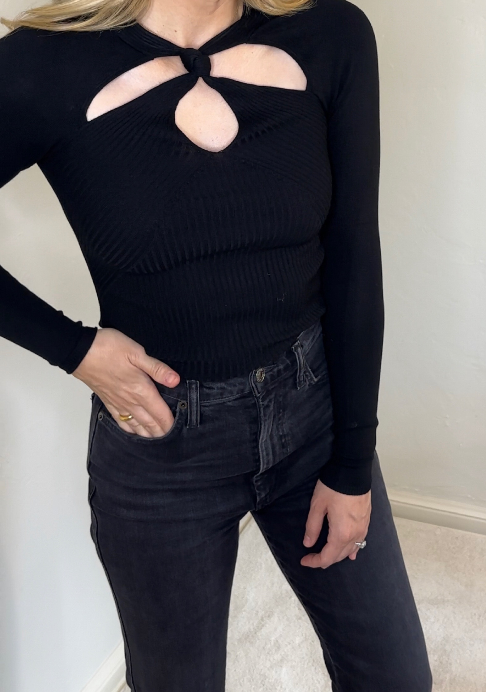 Sweater 
Fall Sweater 
Fall outfits 
Fall outfit 
#ltkseasonal 
#ltku
#ltkstyletip 

#LTKfindsunder100