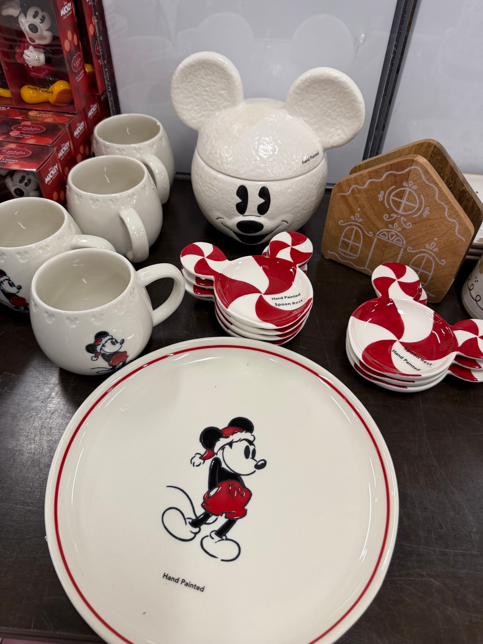 🤯 Save over 60% on all this adorable Mickey holiday tableware!! I’m obsessed and honestly might have to grab a few pieces for my own holiday table! 🎄🍽️❤️ Shop it all below! ⬇️

#Mickey #DisneyHoliday #MickeyMouse #Christmas #HolidayTable #DisneyFamily #LoveDisney #MickeyMouseAndFriends

#LTKSeasonal #LTKHoliday #LTKGiftGuide