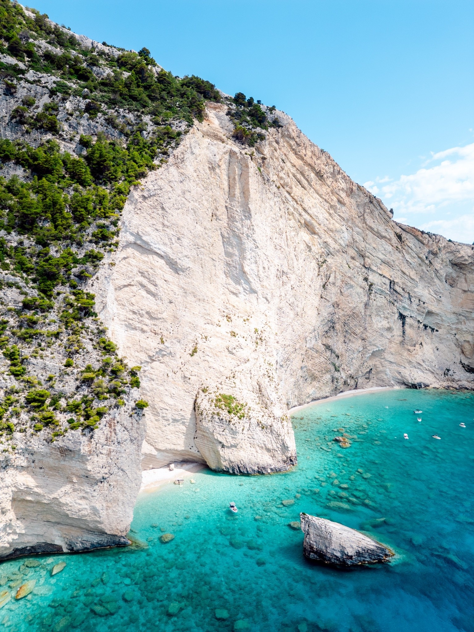 If there’s one thing you do in Zakynthos, Greece you have to do this boat tour!! ￼

11/10 recommend doing the 5 hour full day one and getting a private skipper so you get to experience places like this!! 😍🇬🇷

#LTKdayinmylife #LTKTravel