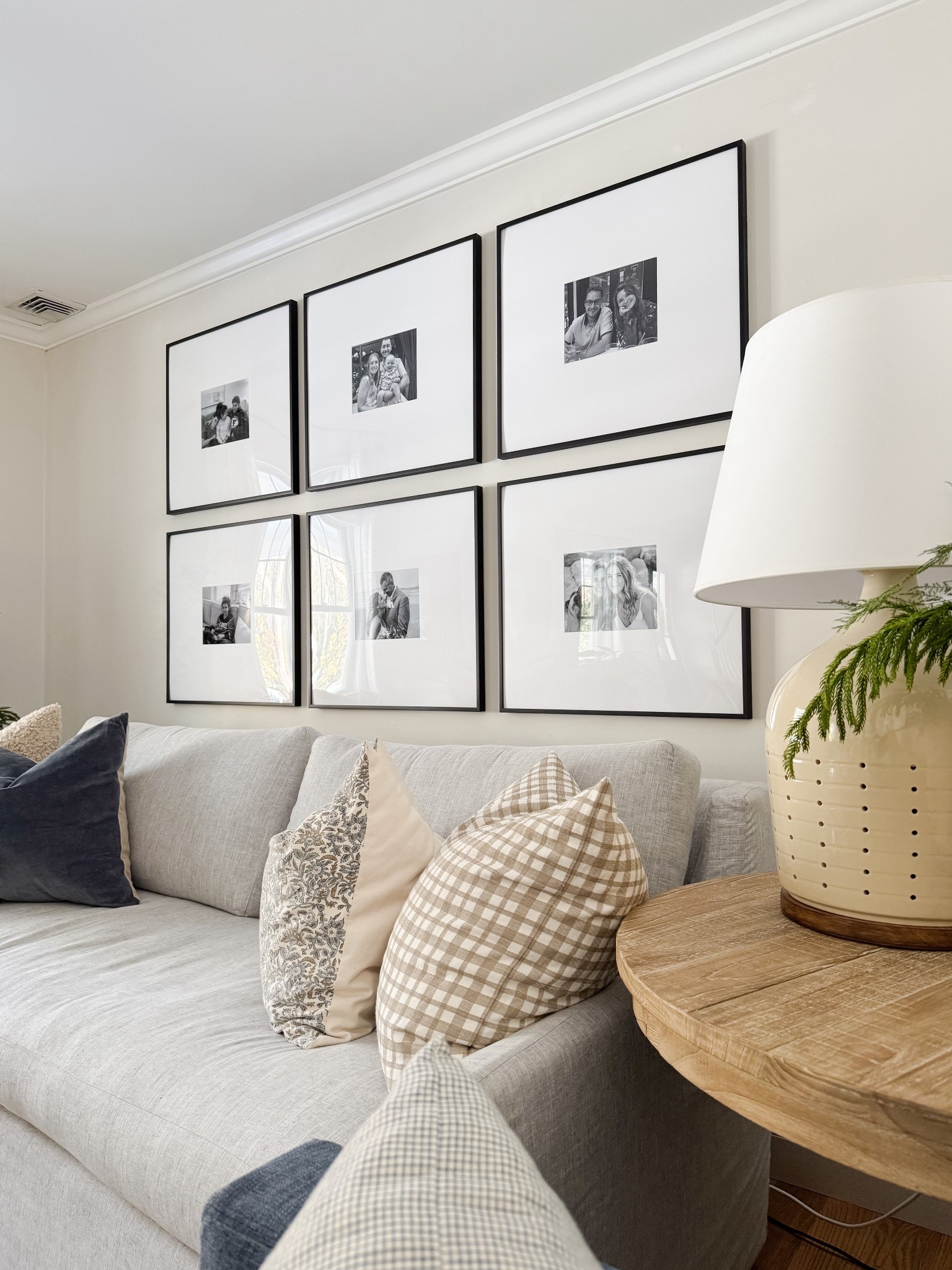 Cozy Living Area 

Neutral home  Home design  Coastal home  Trending home decor  Home styling  Living area gallery frames

#LTKHome