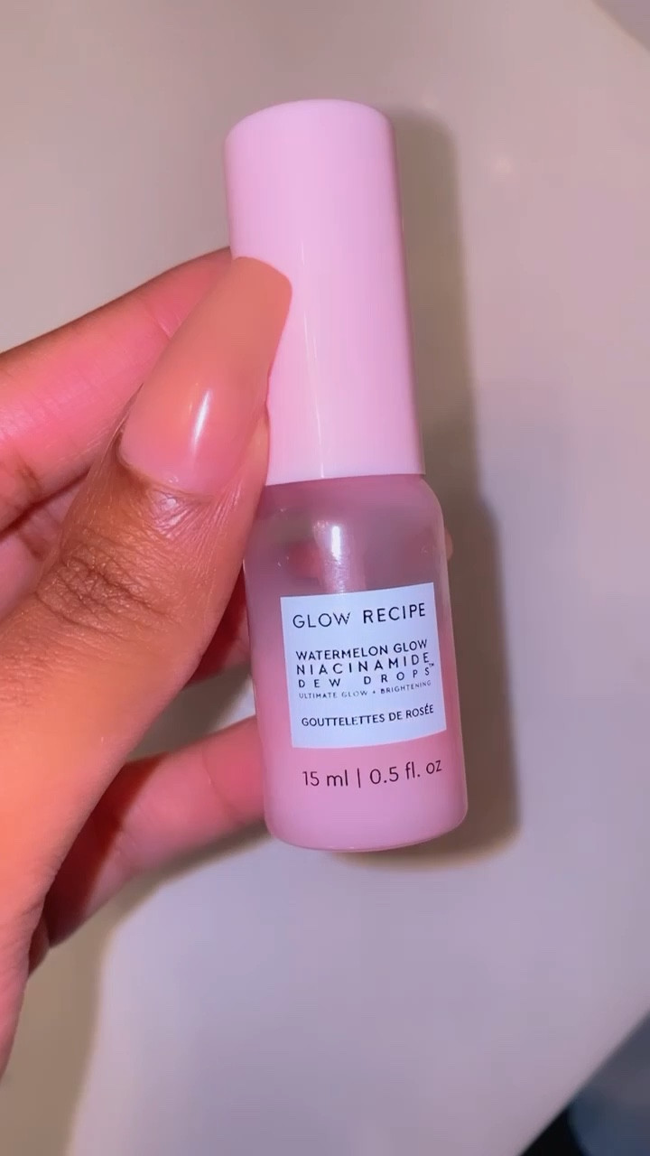 Watermelon Glow Dew Drops 💕

On sale through Dec 10 with code “YAYGIFTING”

Moisturizer , dew drops , glow recipe , glow recipe dew drops

#LTKfindsunder50 #LTKsalealert #LTKbeauty