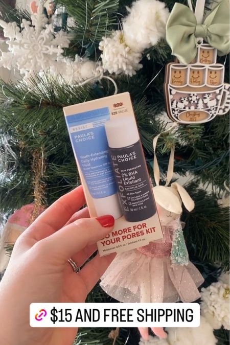 Paula’s choice travel set on sale for $15! The perfect stocking stuffer, or way to try out a new product. 



#LTKGiftGuide #LTKbeauty #LTKfindsunder50
