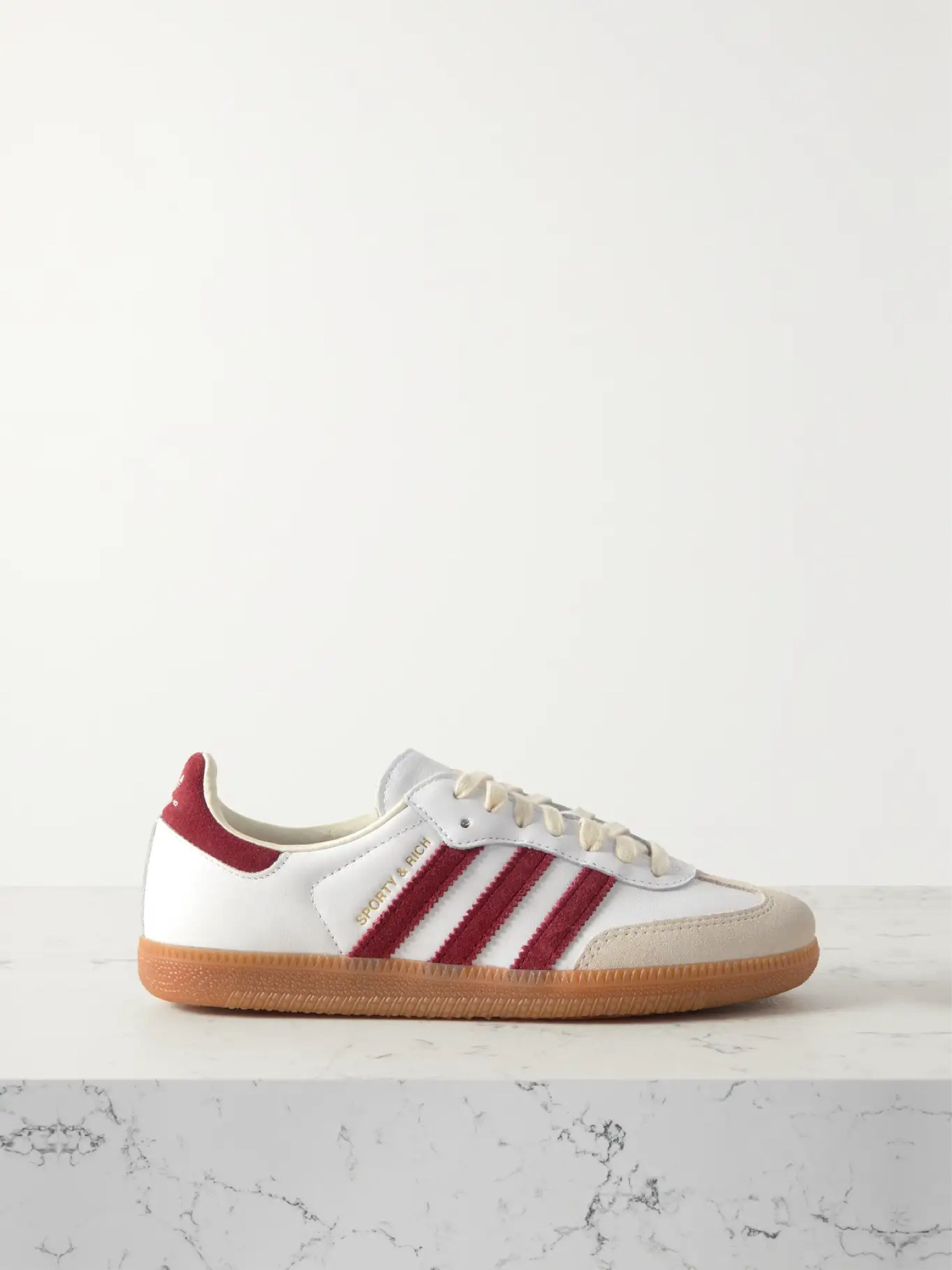 love these with a pop of red!♥️