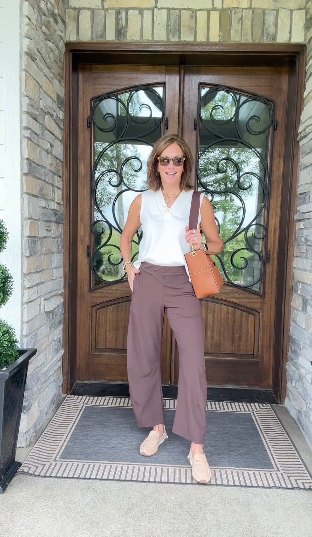 Pants - 6 long
Vest - medium linked a similar one mine is no longer available

Travel style 
Airport outfit 
Casual style 
Ageless style

#LTKootd #LTKTravel #LTKTall