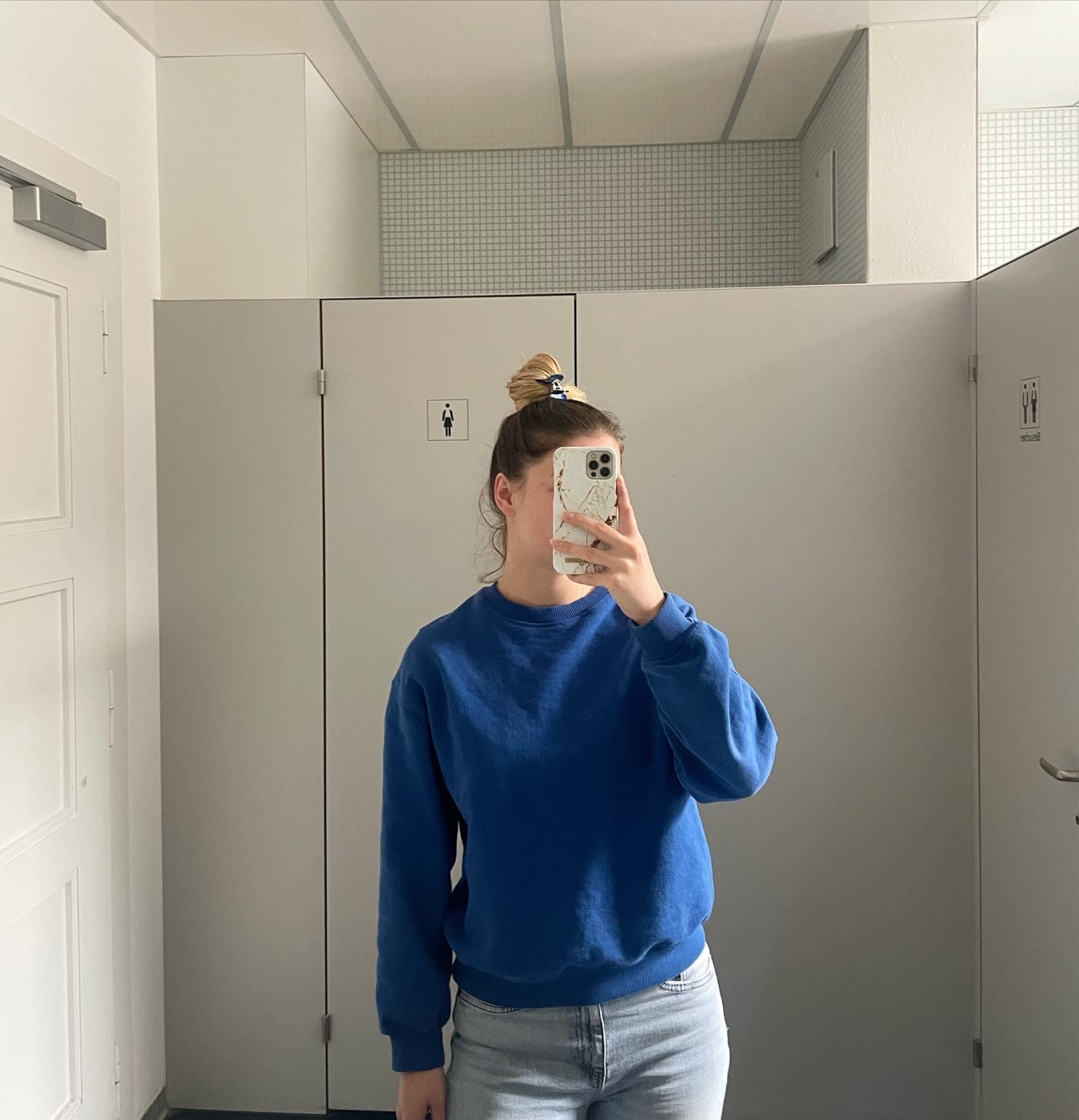 blue casual outfit

🏷️ spring outfit, neutral outfit, wide leg trousers, tanktop, minimal style, minimal aesthetics, pinterest style

#springstyles #widelegtrousers #minimalaesthetic #minimalstyle #neutralstyle #outfits 

#LTKSeasonal #LTKunder50 #LTKeurope