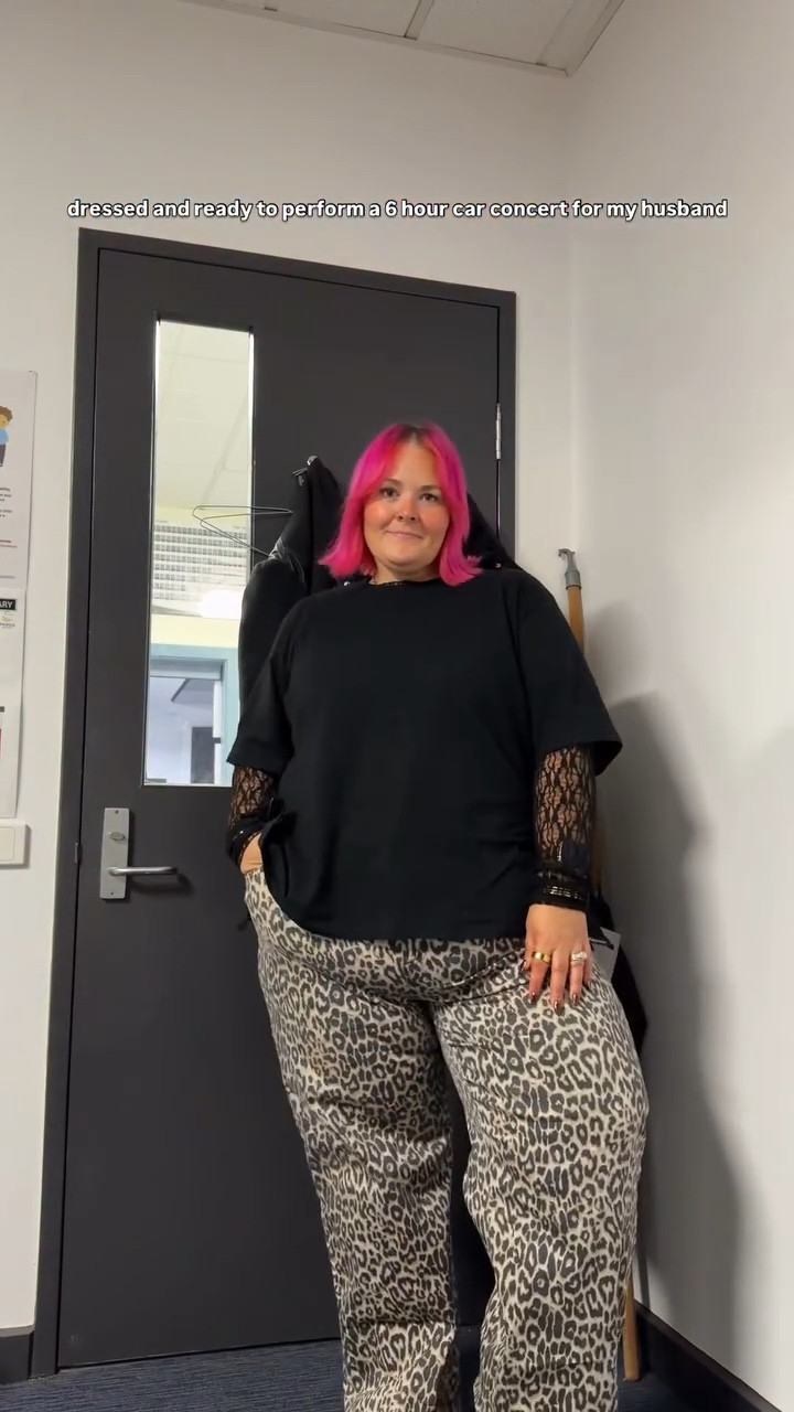 He’s so damn lucky 🍀 had a front row seat, a real VIP experience 🎶

#plussizefashion #ootd #plussizestyle #maincharacterenergy #gemini