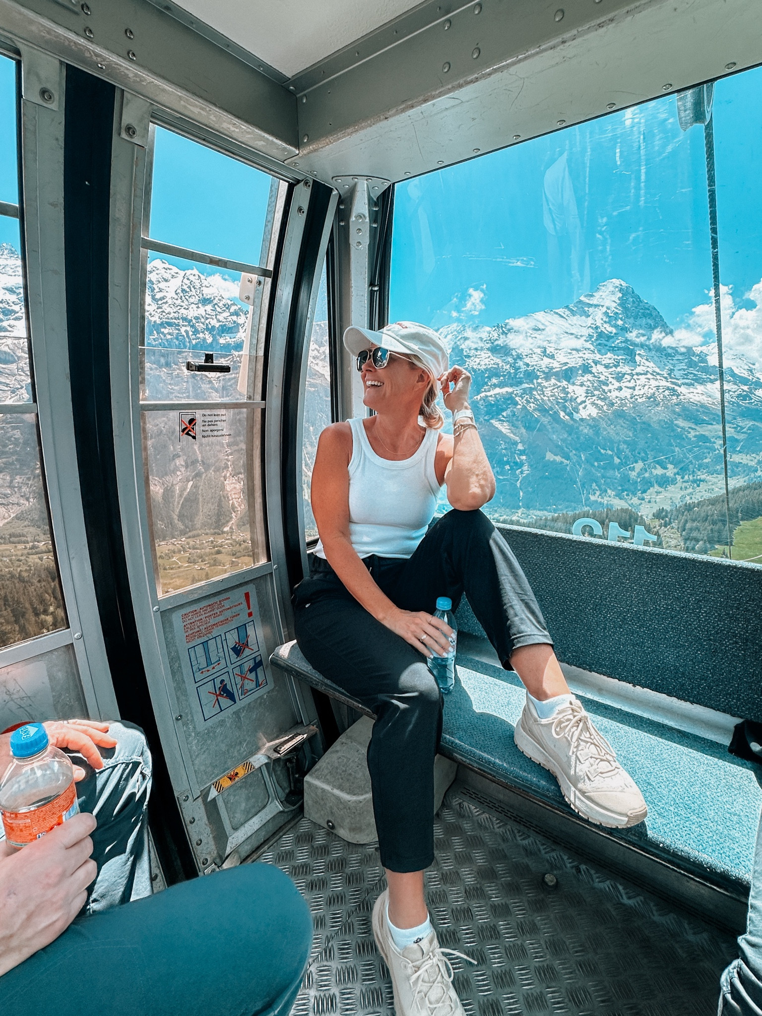 Same pants, different day 🤪 seriously, the comfiest pants for adventuring!

I’m in a small 

#LTKFitness #LTKOver40 #LTKFindsUnder50