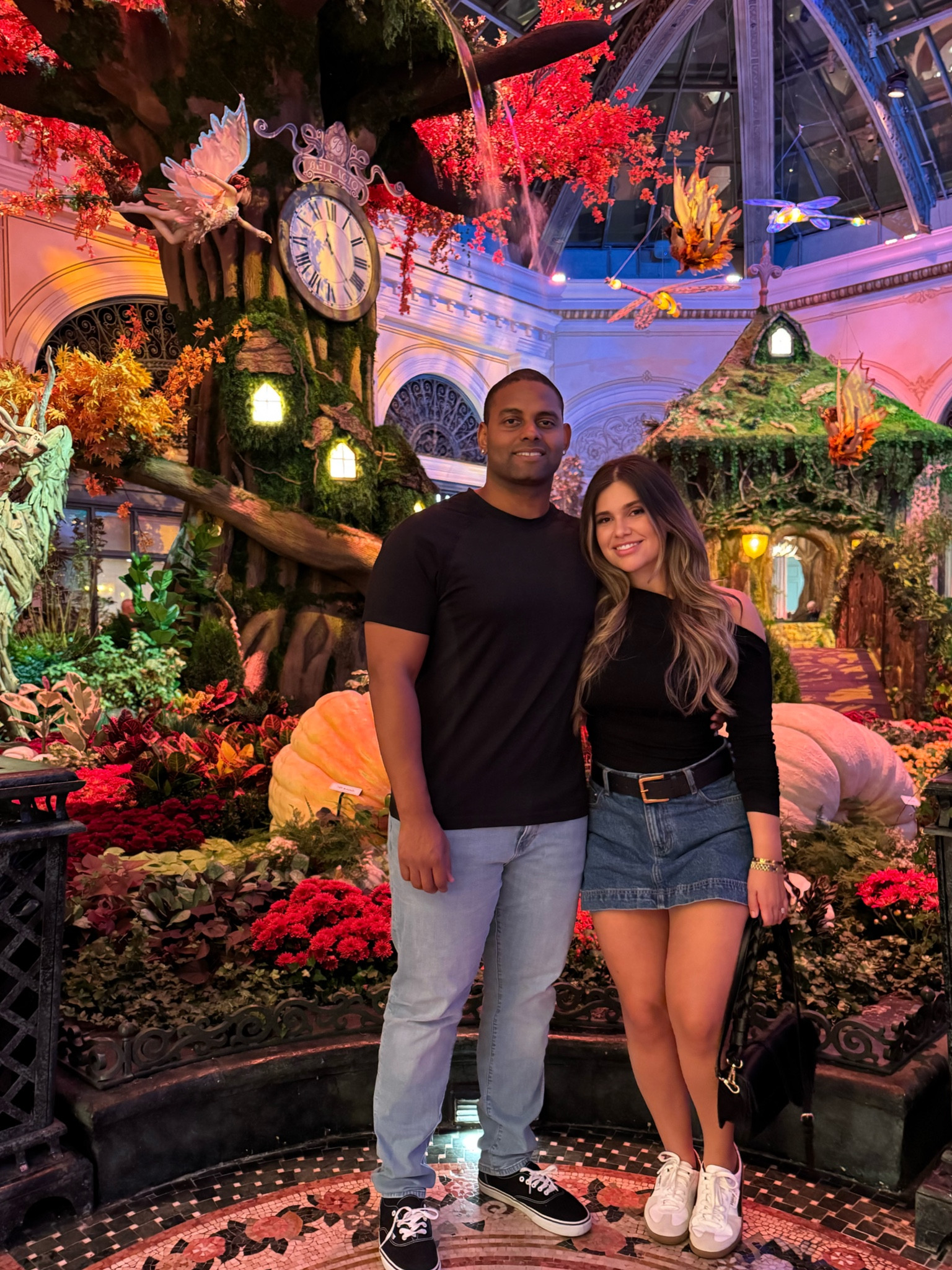 Vegas baby 👻 🎰 ✨
#bellagio #vegasootd #amazonfashion #princesspolly #puma 

#LTKMidsize #LTKHalloween #LTKShoeCrush

#LTKMidsize #LTKShoeCrush #LTKPlusSize