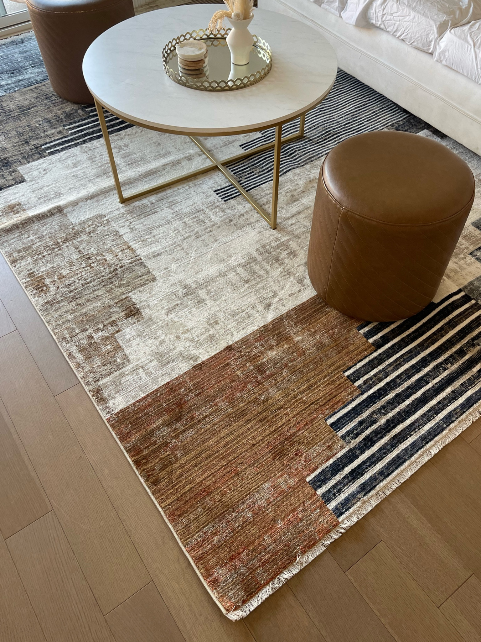 absolutely obsessed with this warm and cozy rug from RugsUSA! use code LARA15 for 15% off #rug #apartmentdecor #homedecor 

#LTKhome #LTKfamily #LTKFind