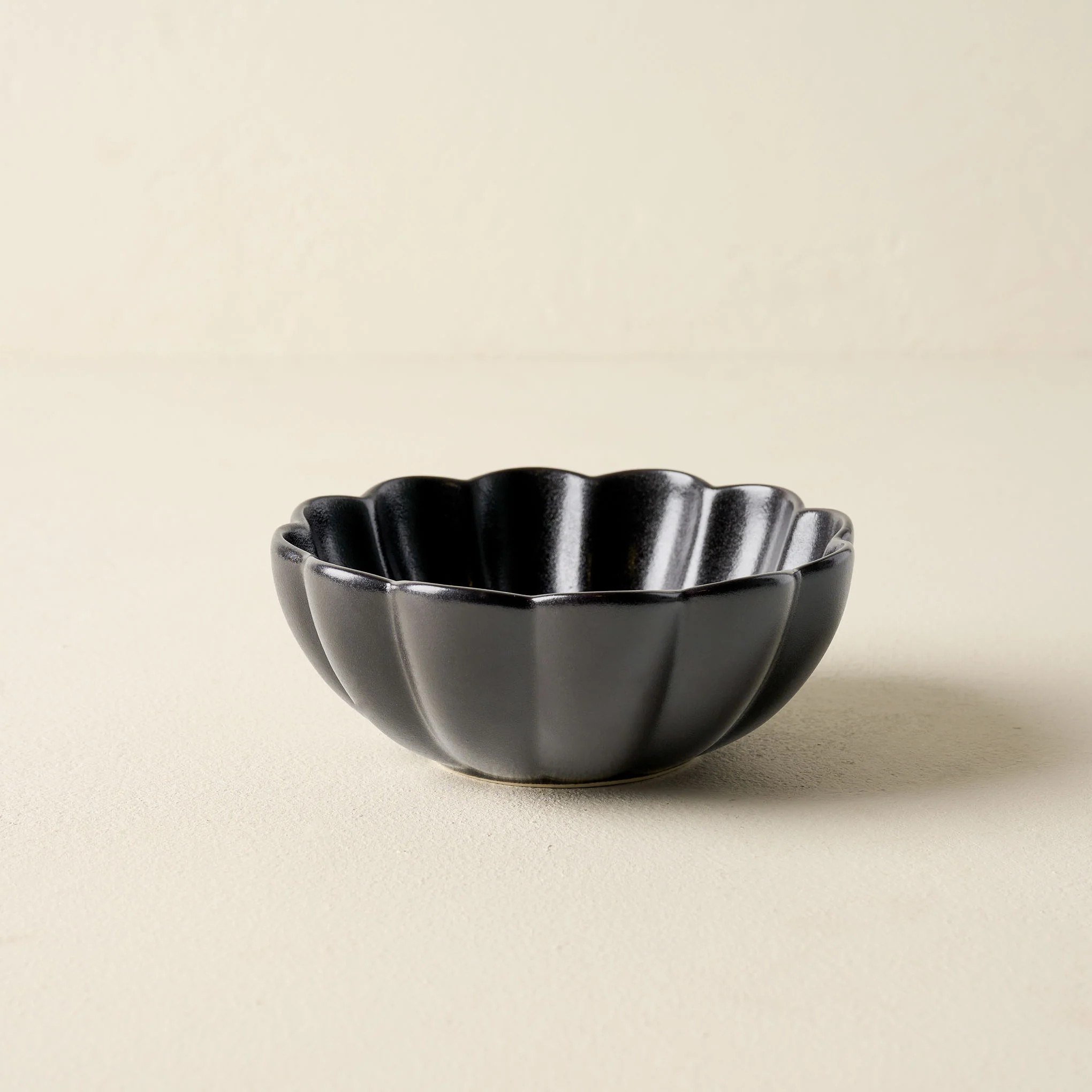 Black Scalloped Cereal Bowl | Magnolia