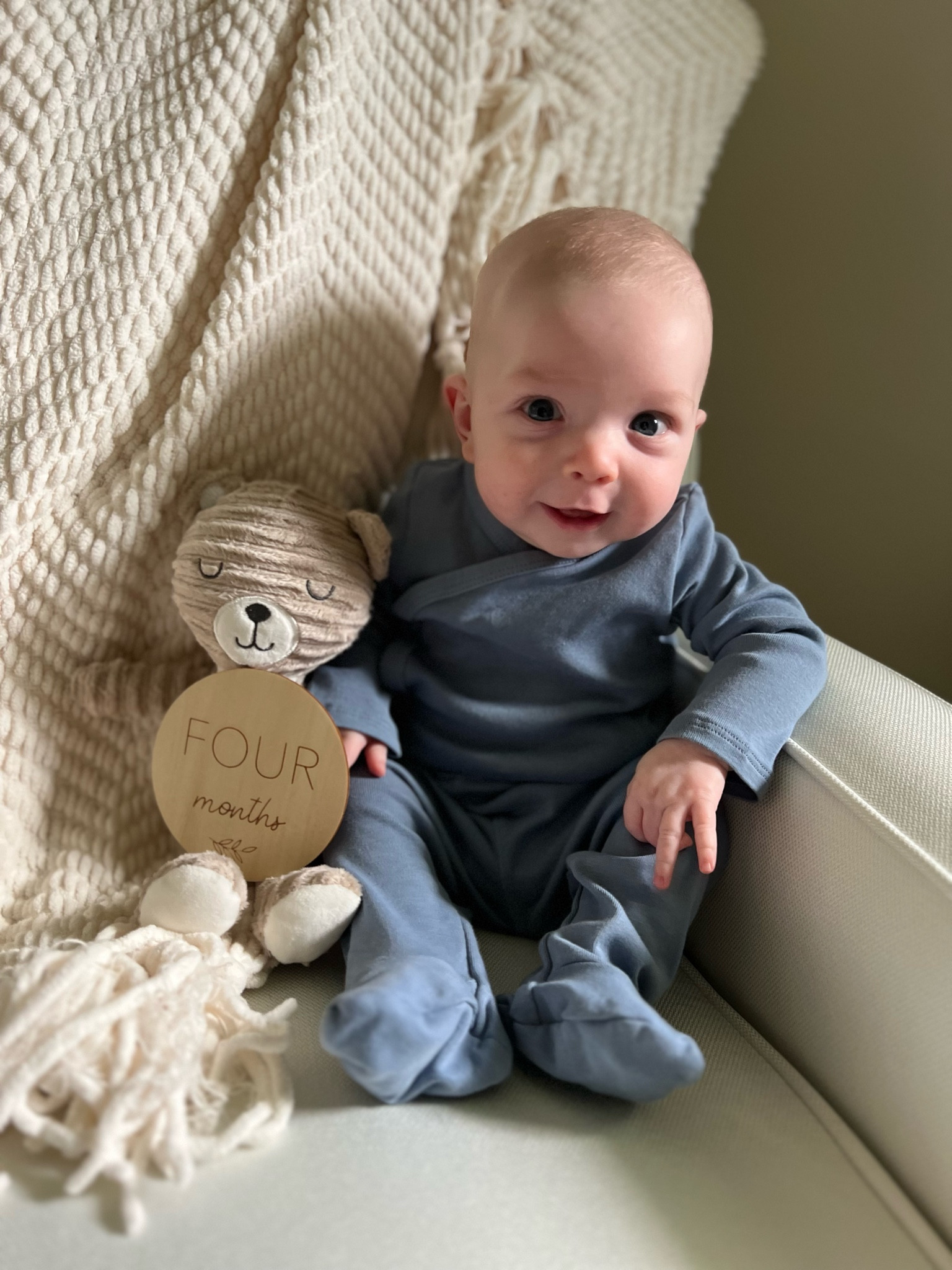 Baby boy OOTD, milestone picture
#babyboyOOTD #babyOOTD #babyoutfit #babymilestone

#LTKBaby