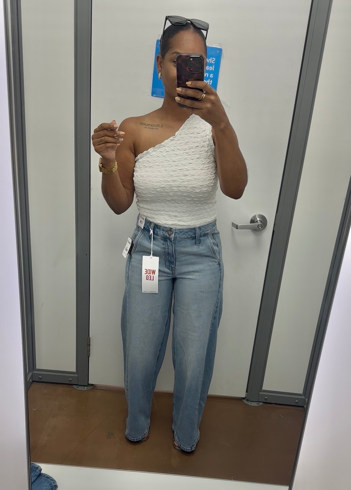 These jeans are SOFT!!! Just enough stretch. Wide leg with unique side detail, hear button. Long enough for taller ladies.

A great summer to fall transition.