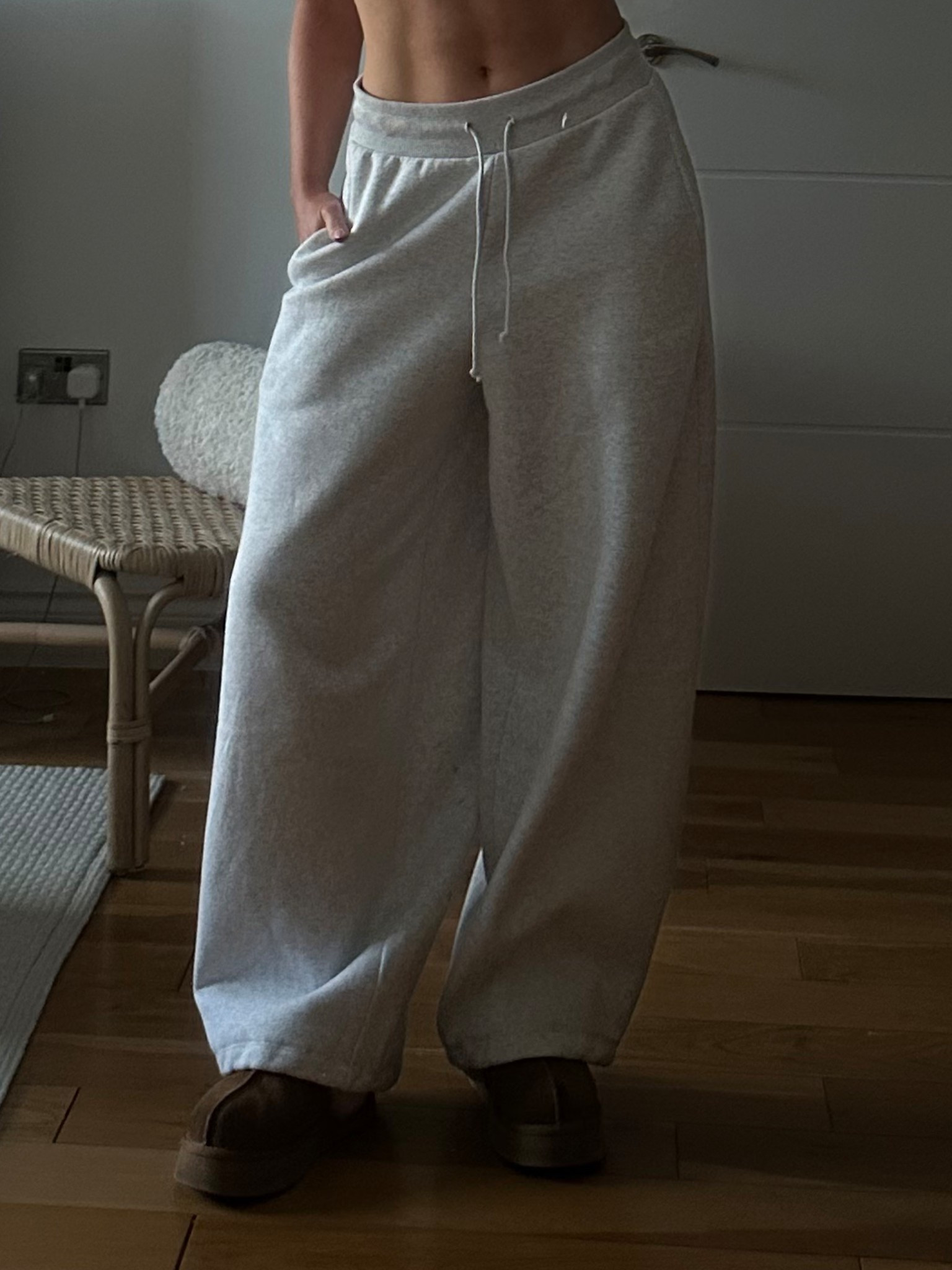 Grey joggers
Barrel leg grey joggers 
Comfy trousers 

#LTKstyletip #LTKuk #LTKwinter