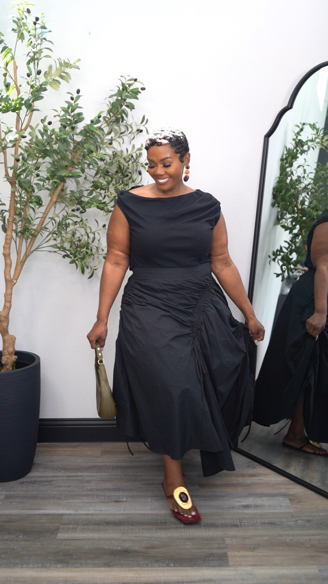 All black, but make it Summer 

#LTKgrwm #LTKootd #LTKPlusSize
