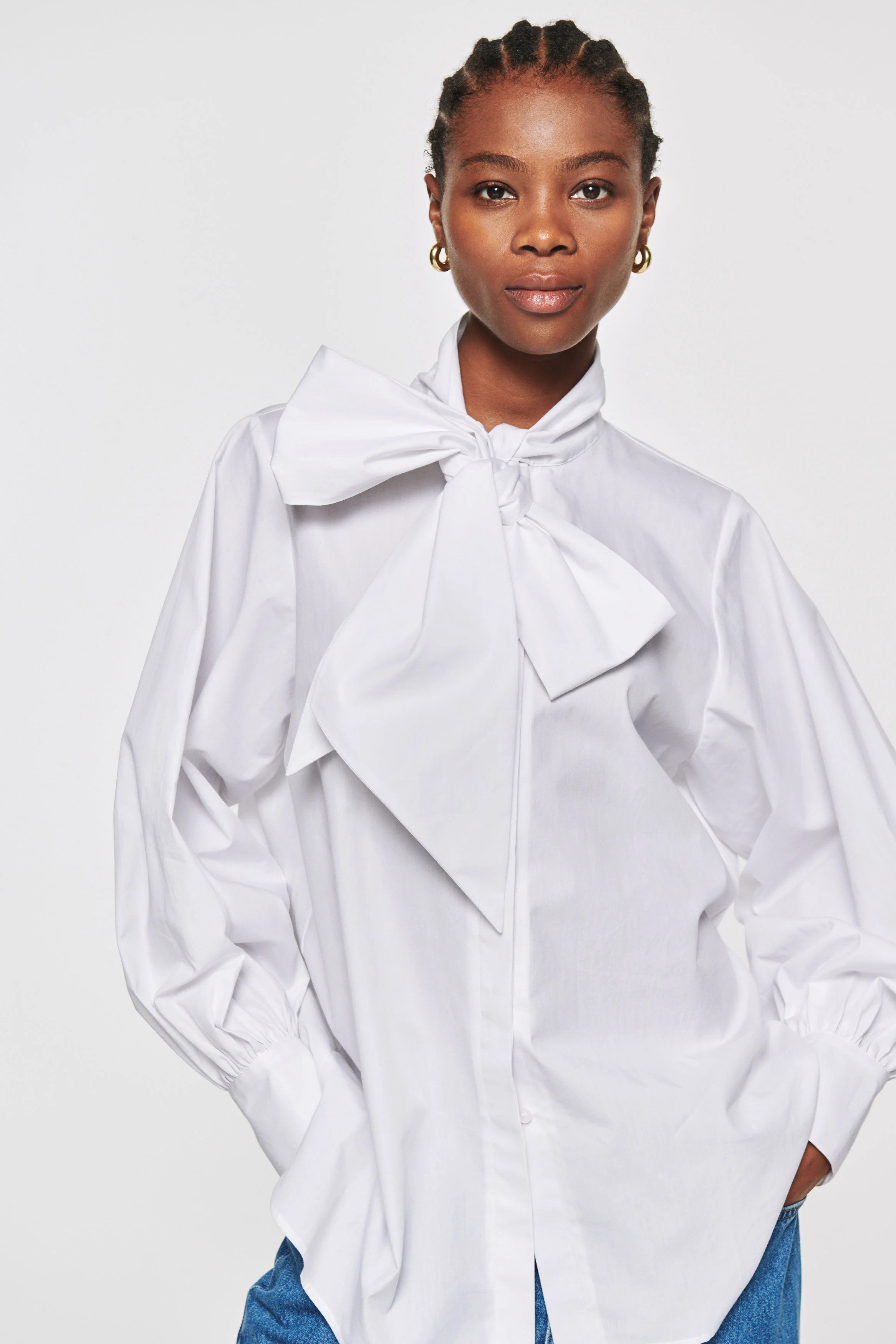 Leath | Poplin Pussybow Volume Sleeve in White | ALIGNE | Aligne UK