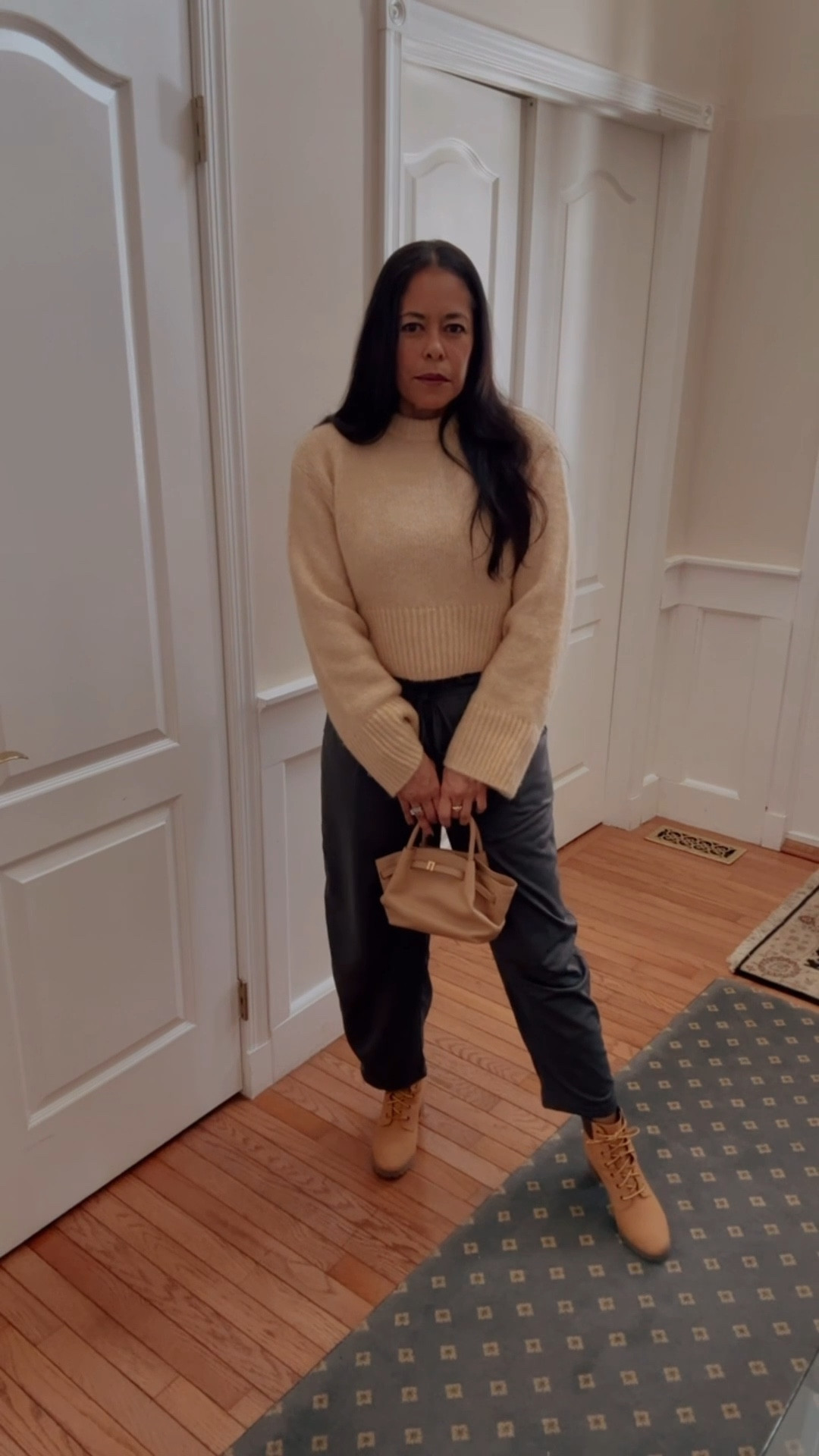 #ootd winter brunch 


#LTKootd #LTKdayinmylife #LTKSeasonal