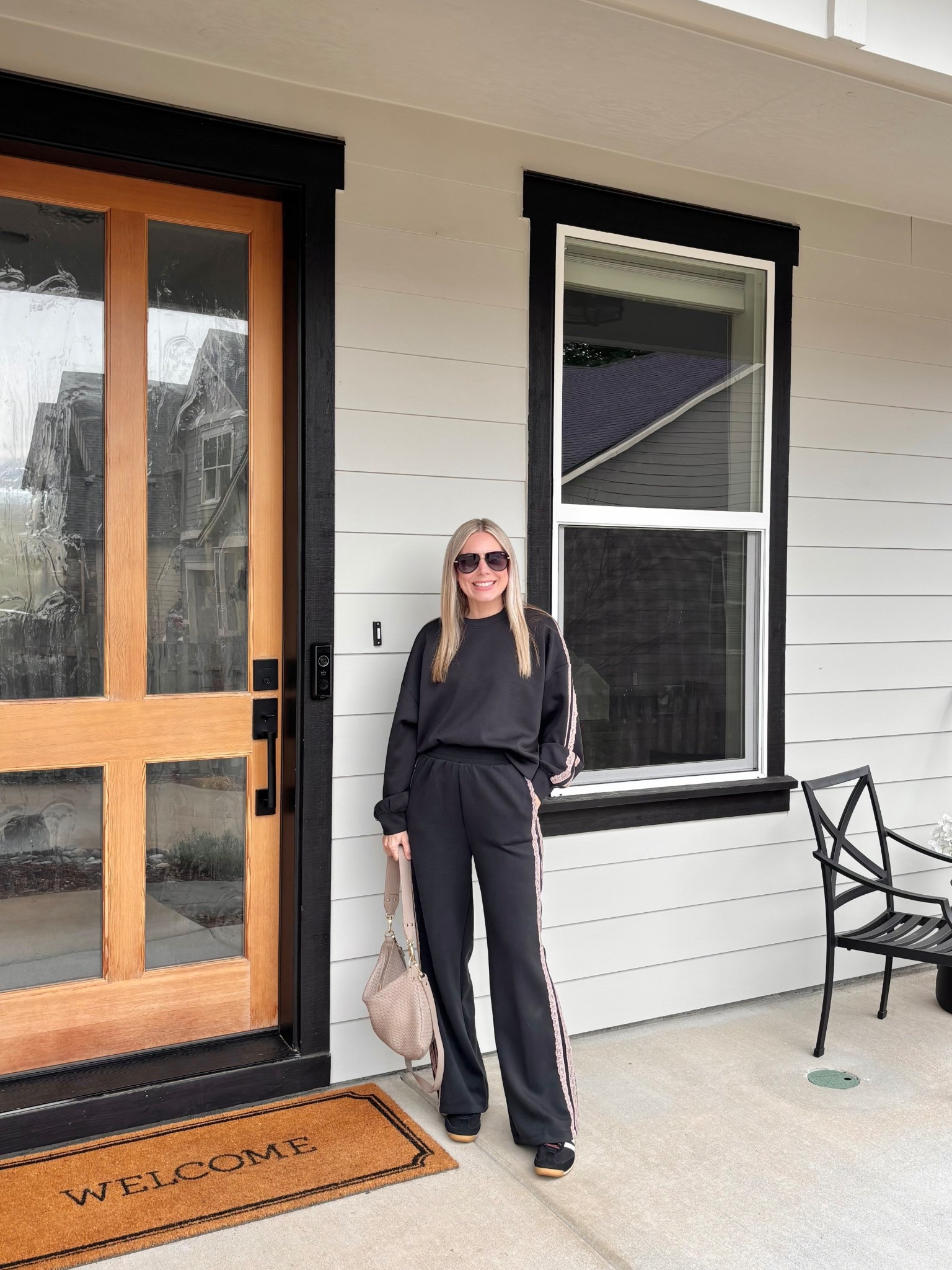 This is my kind of everyday outfit 🙌
A comfy matching set that feels cozy but still looks put together—perfect for errands, casual plans, or a laid-back Sunday. I love how easy this is to throw on and go, while still feeling polished. Linking everything here 🤍

#LTKStyle #LTKFinds #EverydayOutfit #CasualChic #NeutralStyle #AthleisureWear #ComfyAndCute #WeekendStyle

#LTKHoliday #LTKdayinmylife #LTKGiftGuide