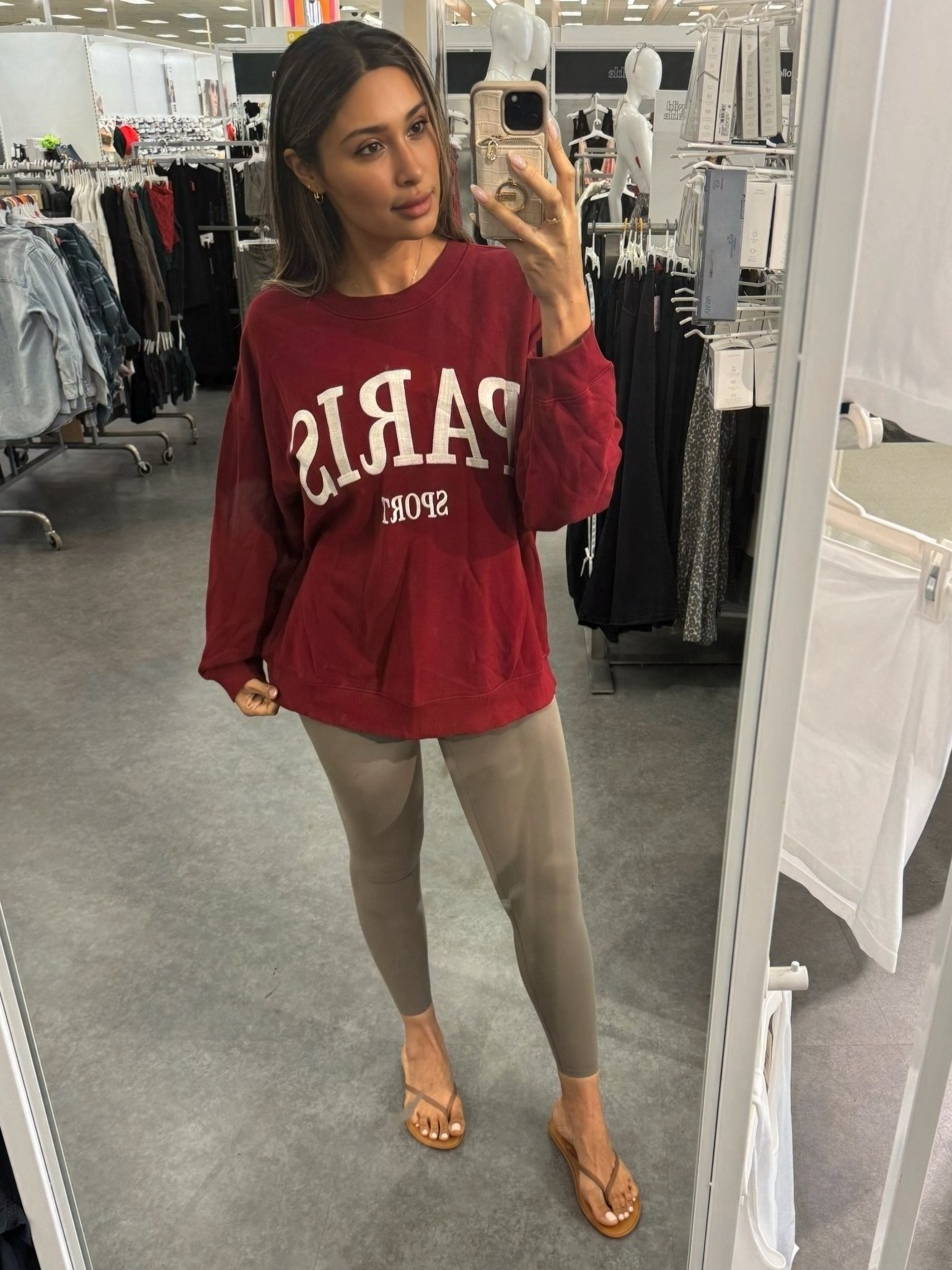 Cozy and soft crew neck. 
Size: M 

#LTKFindsUnder100 #LTKFindsUnder50 #LTKSeasonal