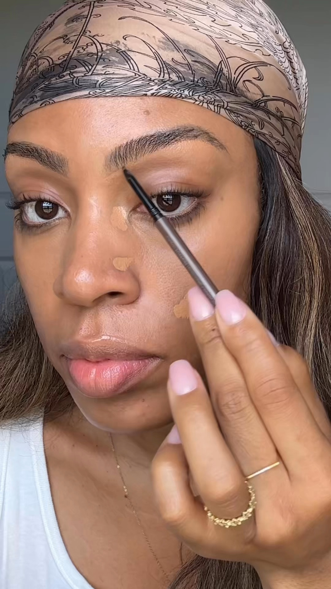 Tint and sculpt like a pro! Here’s my everyday brow routine for natural brows in seconds. 

I have naturally dark brown brows. Want to know how I get that effortless, soft brow using makeup? Here’s my go-to routine for defined, natural brows:

1. Use a brow pencil with hair-like strokes to fill in sparse areas.
2. Brush it out with a spoolie to soften and fade for a natural look.
3. Lock in the brow with @anastasiabeverlyhills Brow Gel for all-day hold and consider using a tint brow gel to soften the look. I like a softer brow shade when I have a cool ash blonde highlights in my hair. 
4. Finally, sculpt with a skin-tone matching concealer for that polished finish.

Makeup shouldn't be complicated. If you want more in-depth tutorials like this, join Thuto Labs—the Netflix of beauty education—for exclusive lessons to elevate your beauty routine like a pro. 