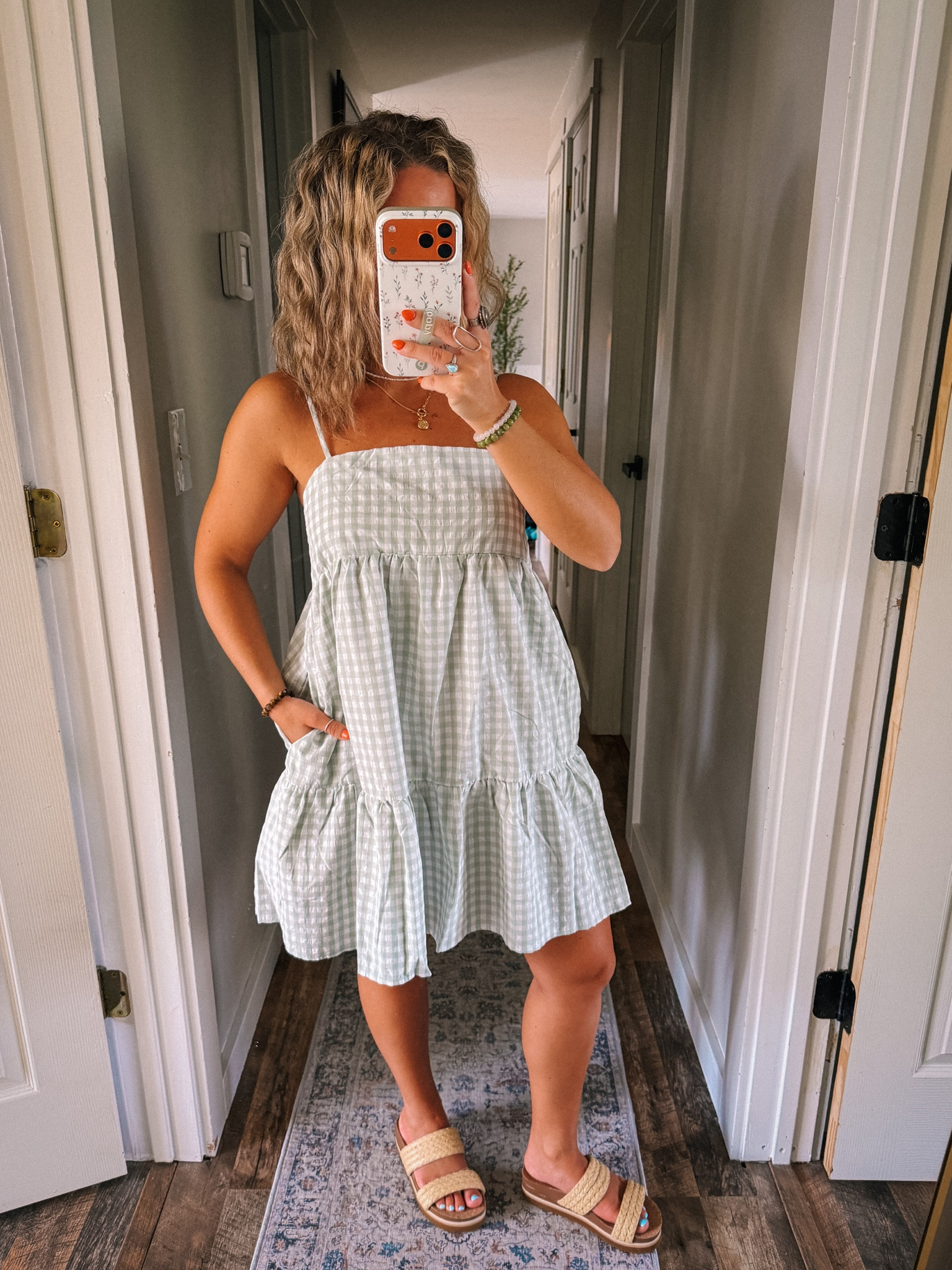 Spring Midi Gingham Plaid Dress w/ Pockets 
Size: S 

Spring fashion, spring dresses, summer dresses, spring midi dresses, summer midi dresses, gingham outfit Inspo, spring outfit Inspo, dresses for women, women’s dresses 

#LTKootd #LTKgrwm #LTKSeasonal