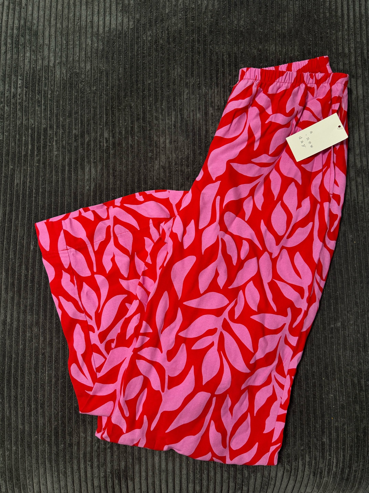 target find, target staple, target outfit, target pant 


#LTKStyleTip #LTKGiftGuide #LTKSaleAlert