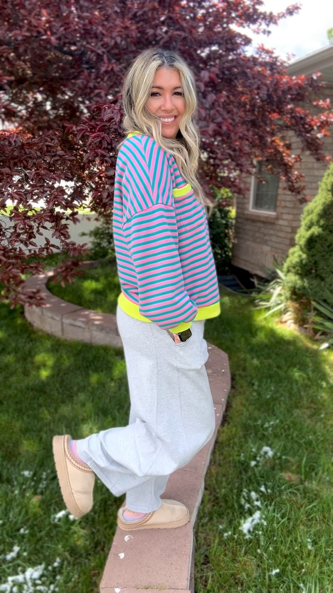 When Utah weather goes back down and you grab your most comfortable wide legs pants and favorite striped shirt 🫶🏻

#LTKmomlife #LTKootd #LTKgrwm