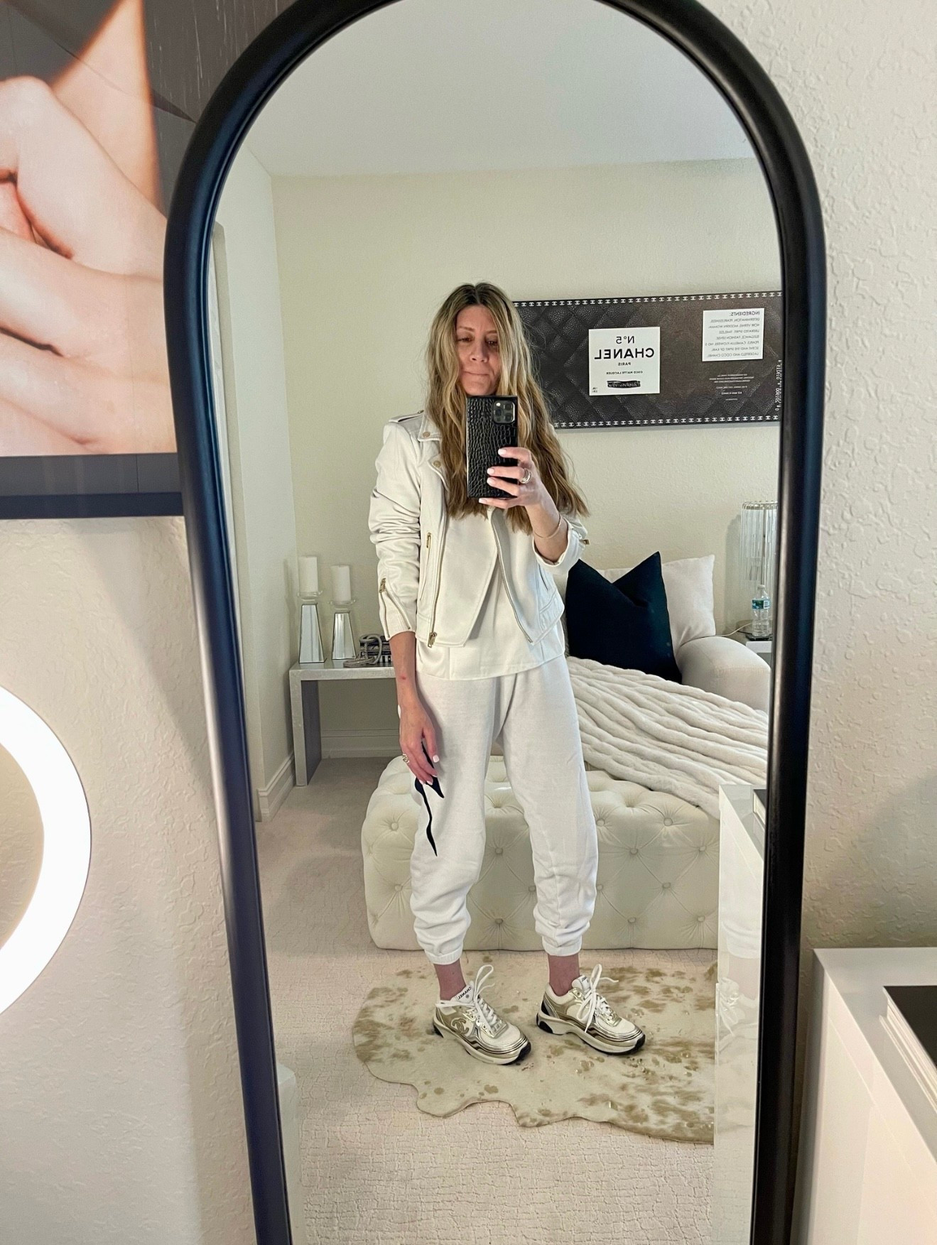 Running Errands and want to be comfy in and out of freezing stores because of their A/C….I’ve got you!!!
These pieces are also fabulous fall transition pieces! #comfy #loungewear #fall

#LTKOver40 #LTKStyleTip #LTKSeasonal